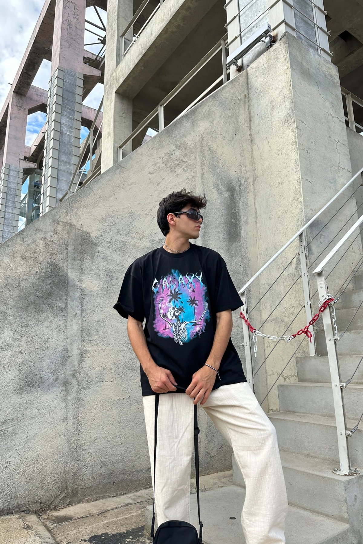 Galaxy Baskılı Siyah Oversize T-Shirt