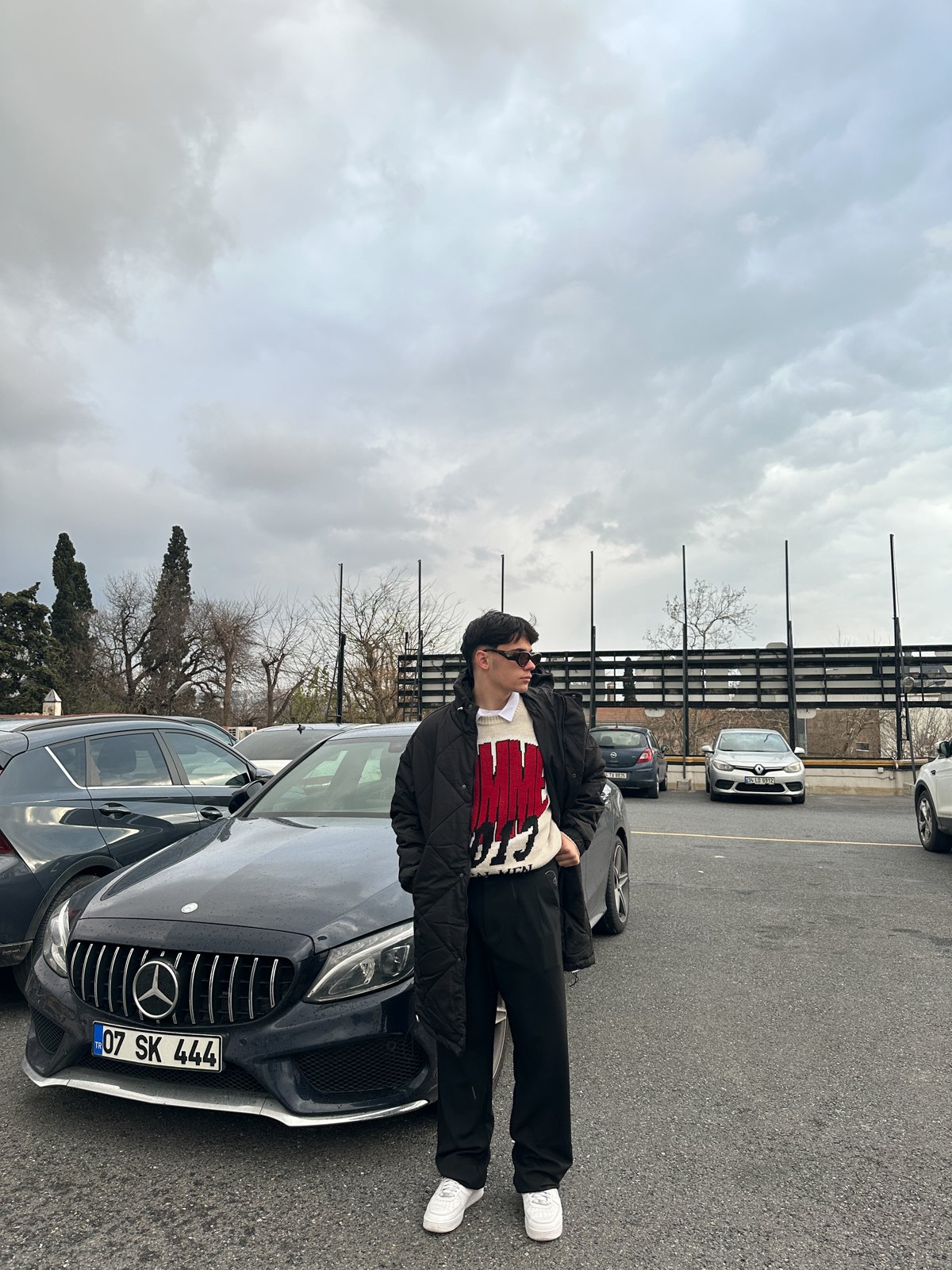 Uzun Kapitone Mont