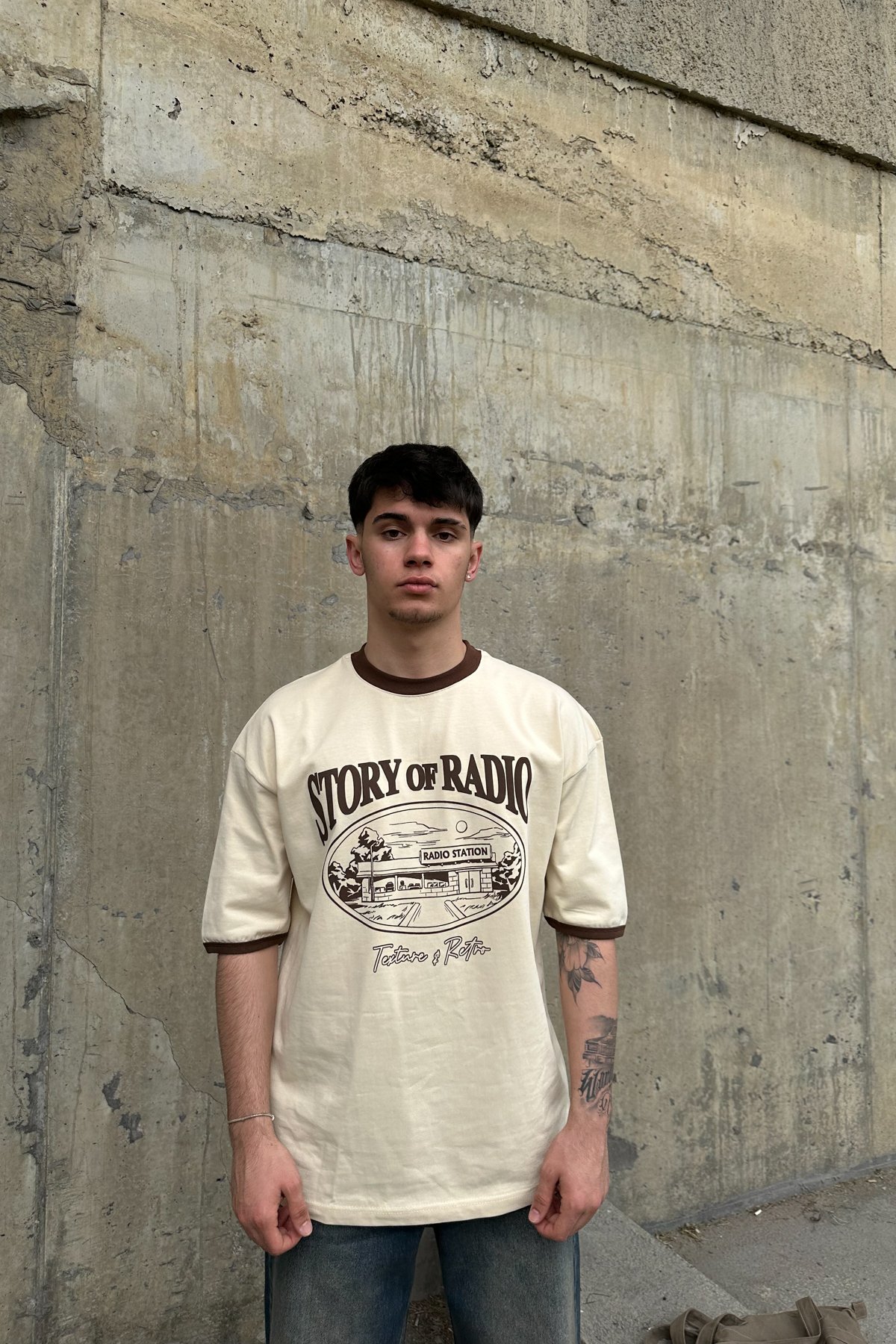 Radio Basic T-shirt - bej