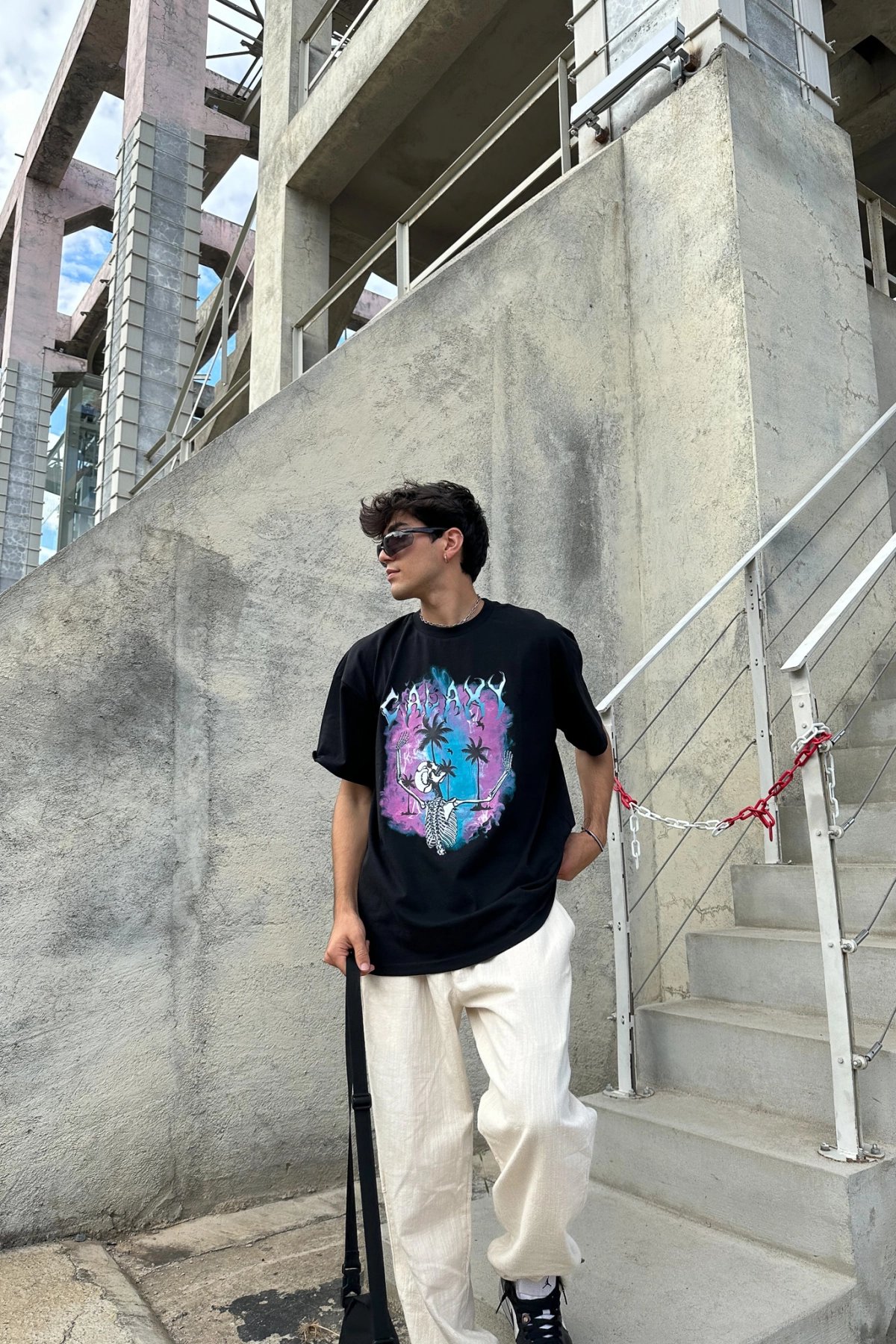 Galaxy Baskılı Siyah Oversize T-Shirt