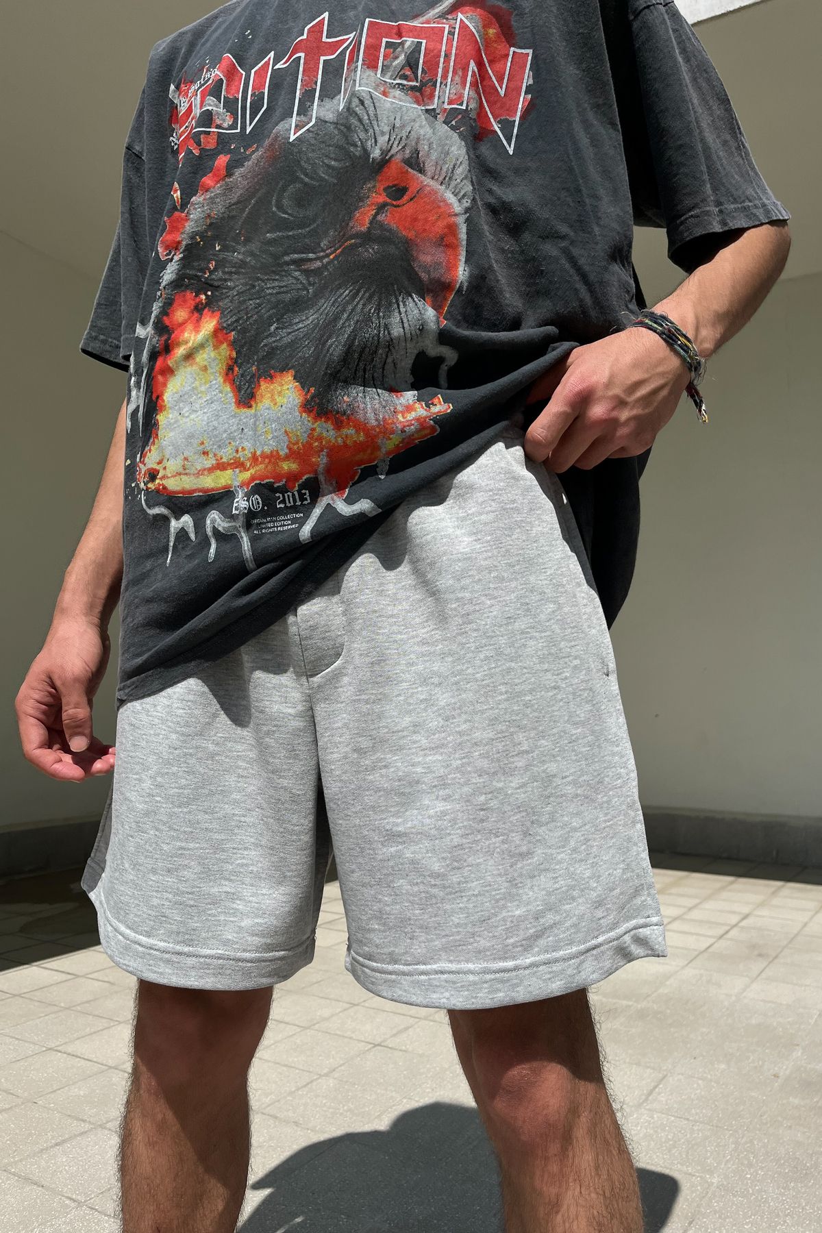 Basic Gri Baggy Short