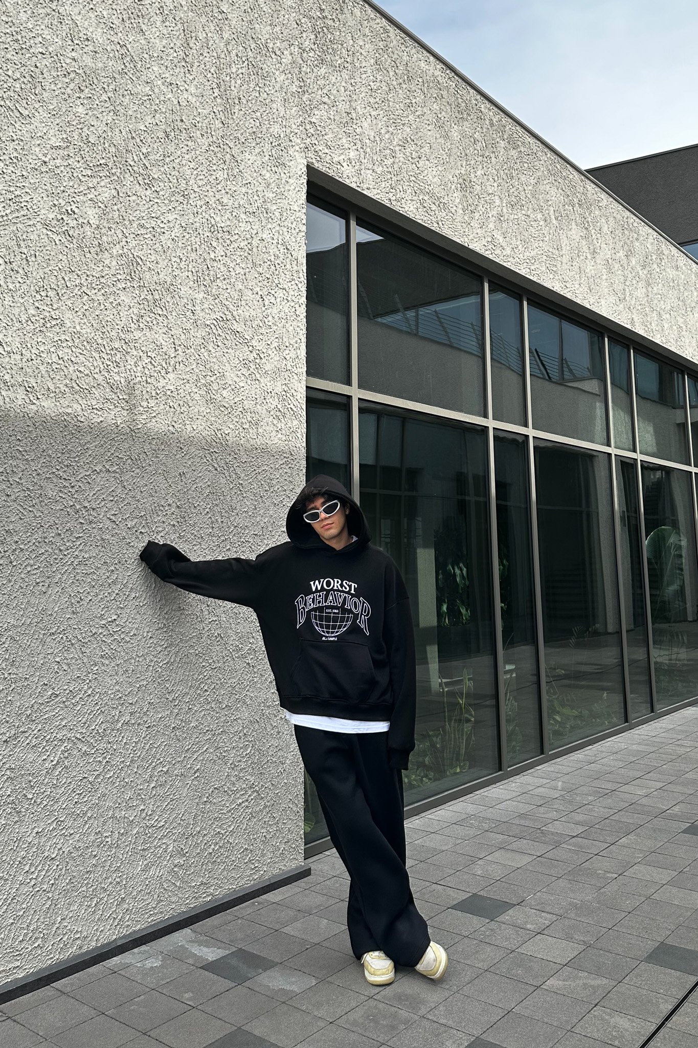 Worst Nakışlı Siyah Oversize Hoodie