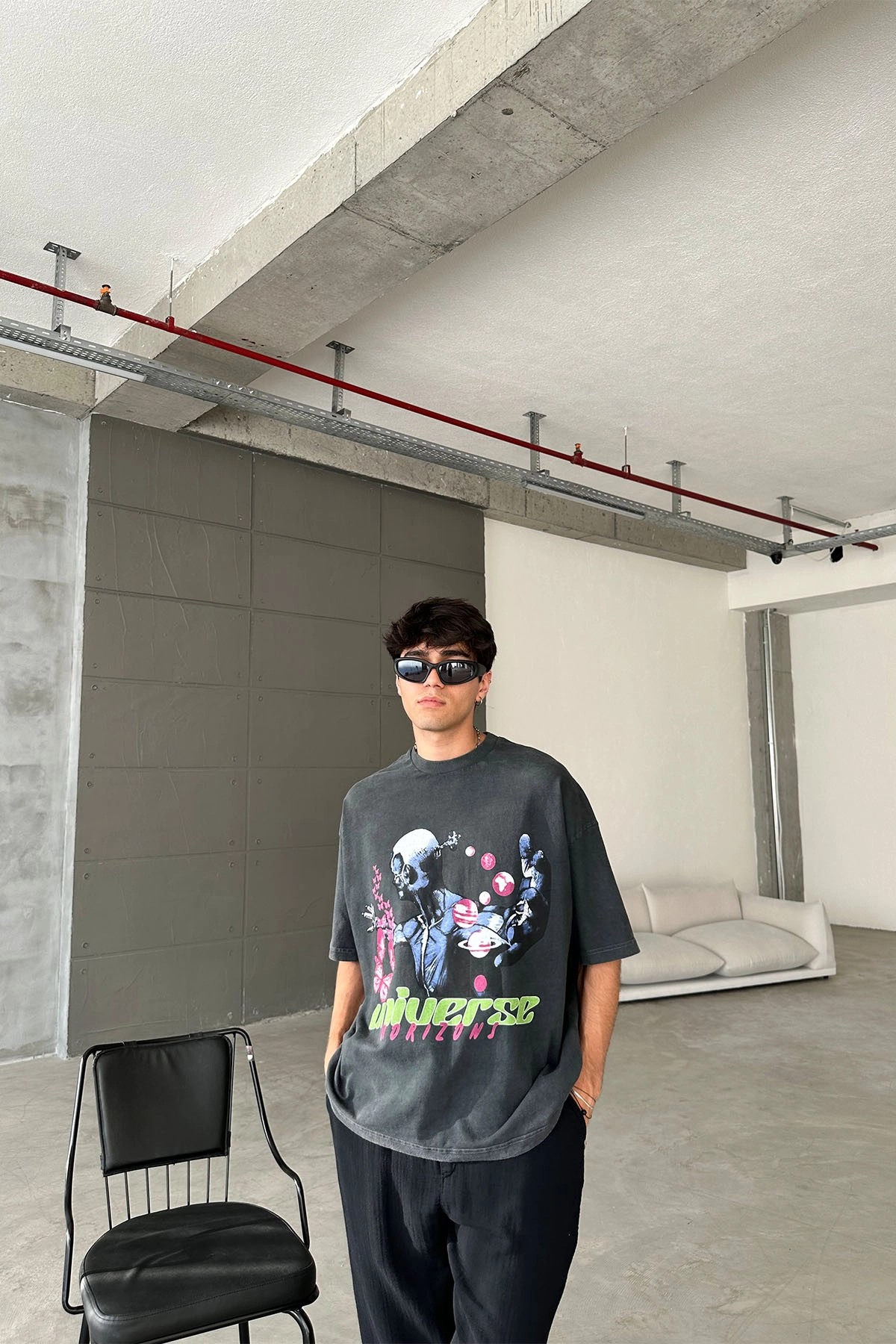 Universe Baskılı Oversize Antrasit T-Shirt