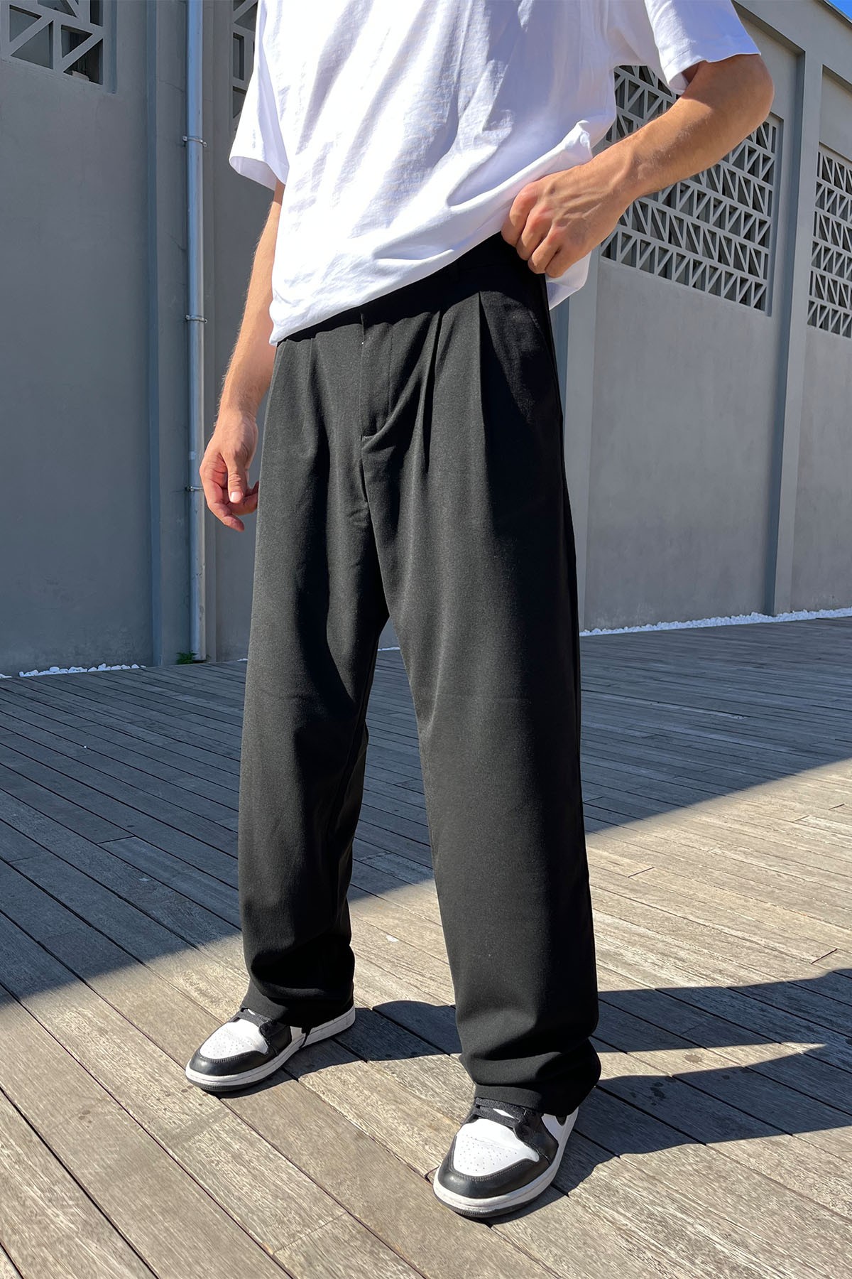 Basic Siyah Kumaş Baggy Pantolon