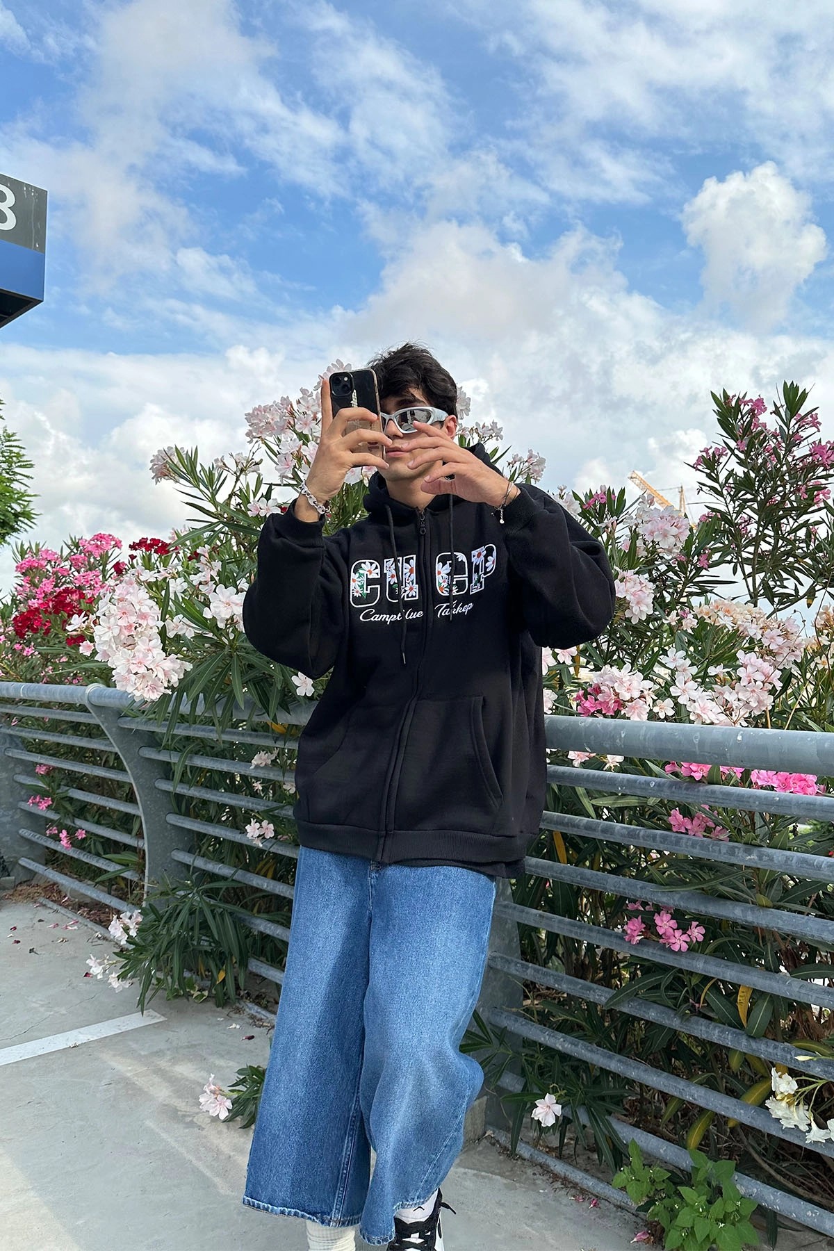 Cuep Nakışlı Siyah Oversize Zip Hoddie