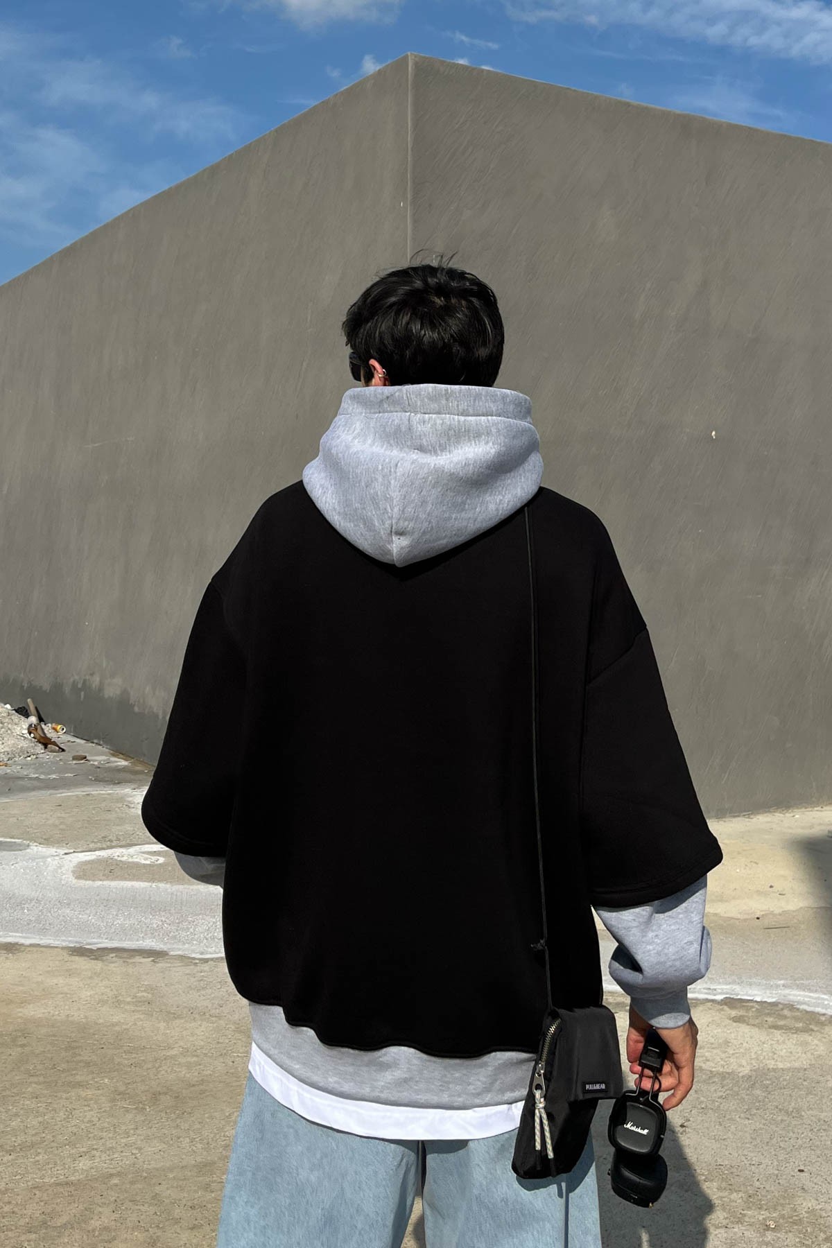 Human Academy Siyah Oversize Sweatshirt
