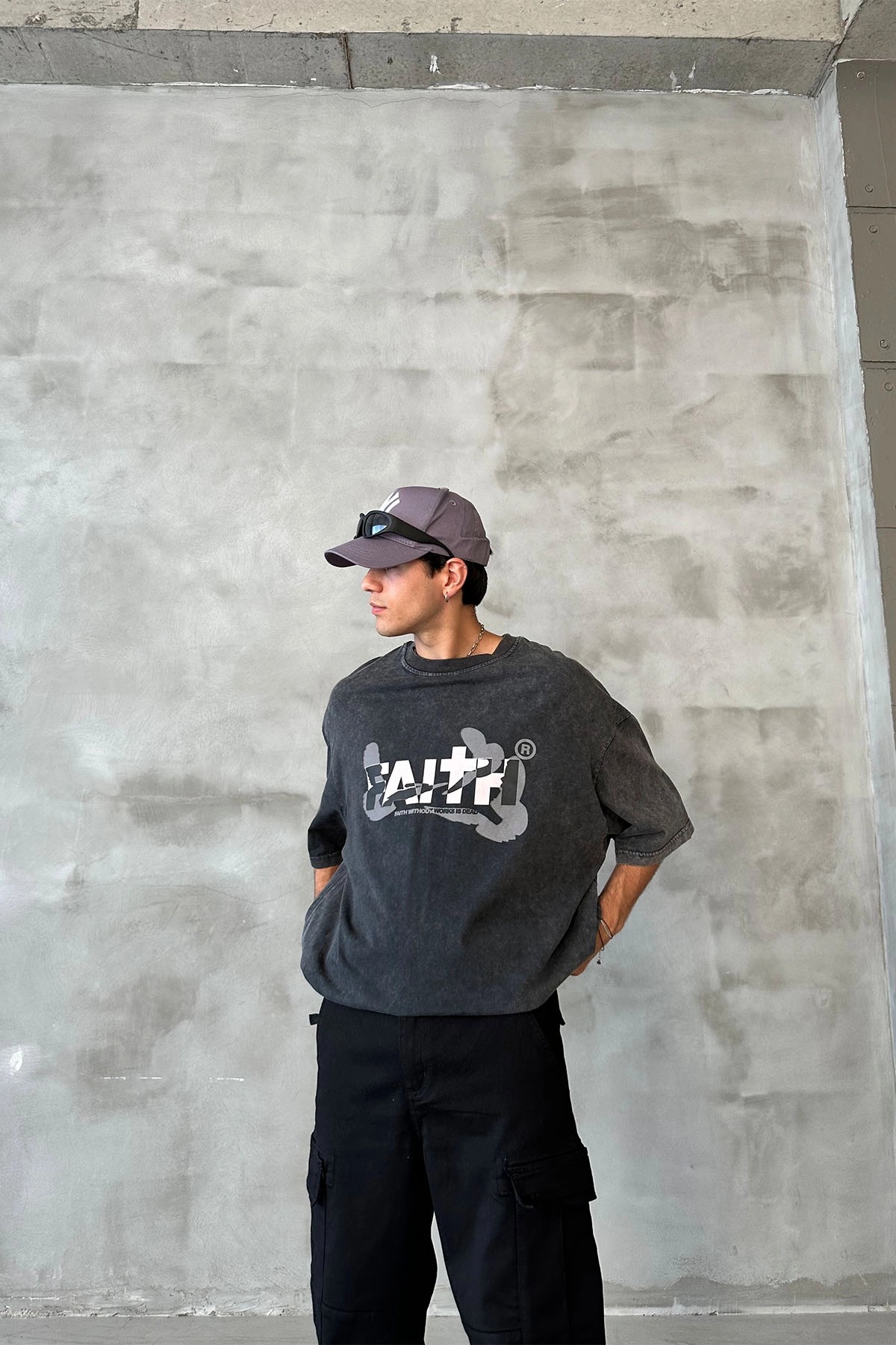 Faıth Baskılı Oversize Antrasit T-Shirt