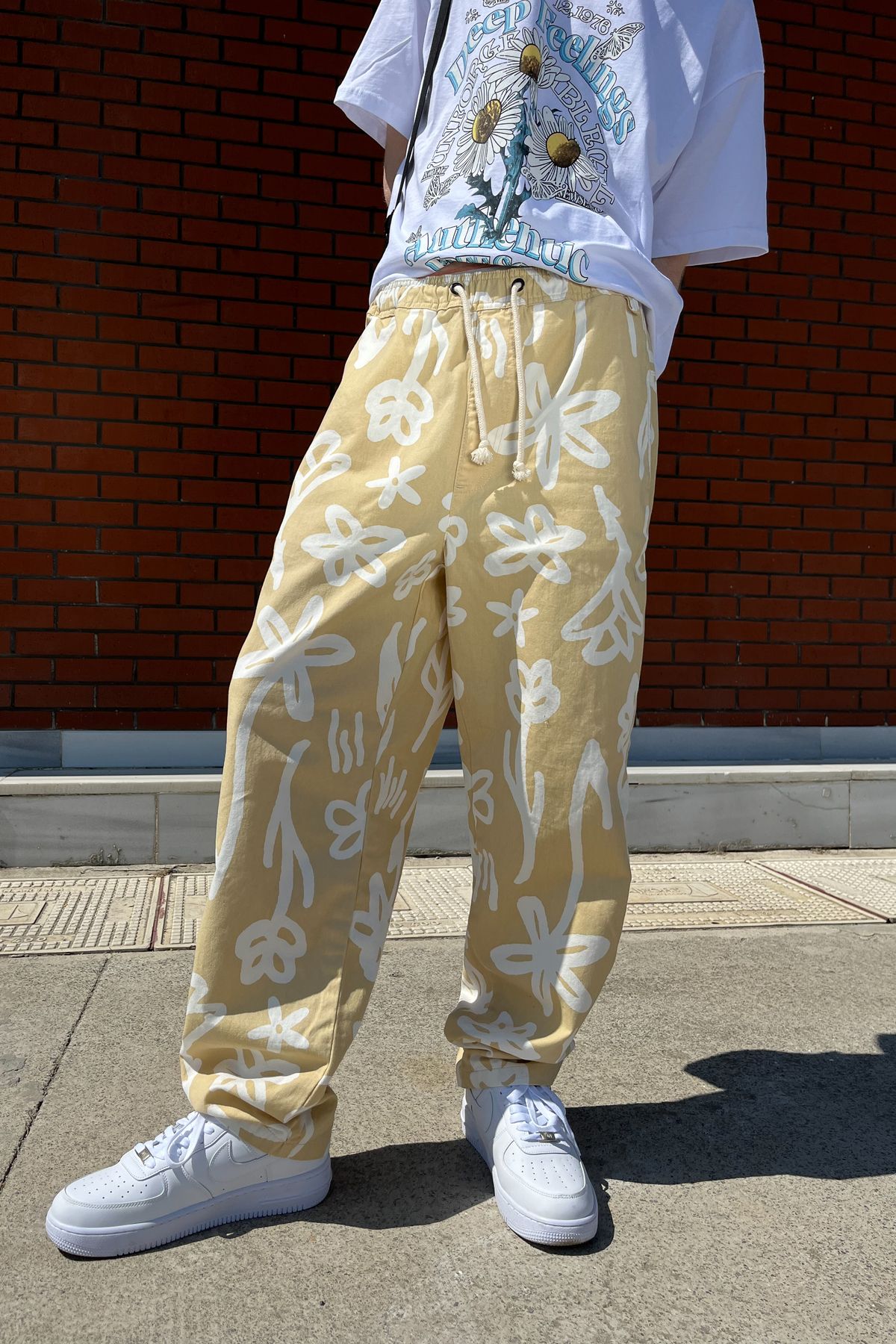 Çiçek Desen Krem Baggy Pantolon