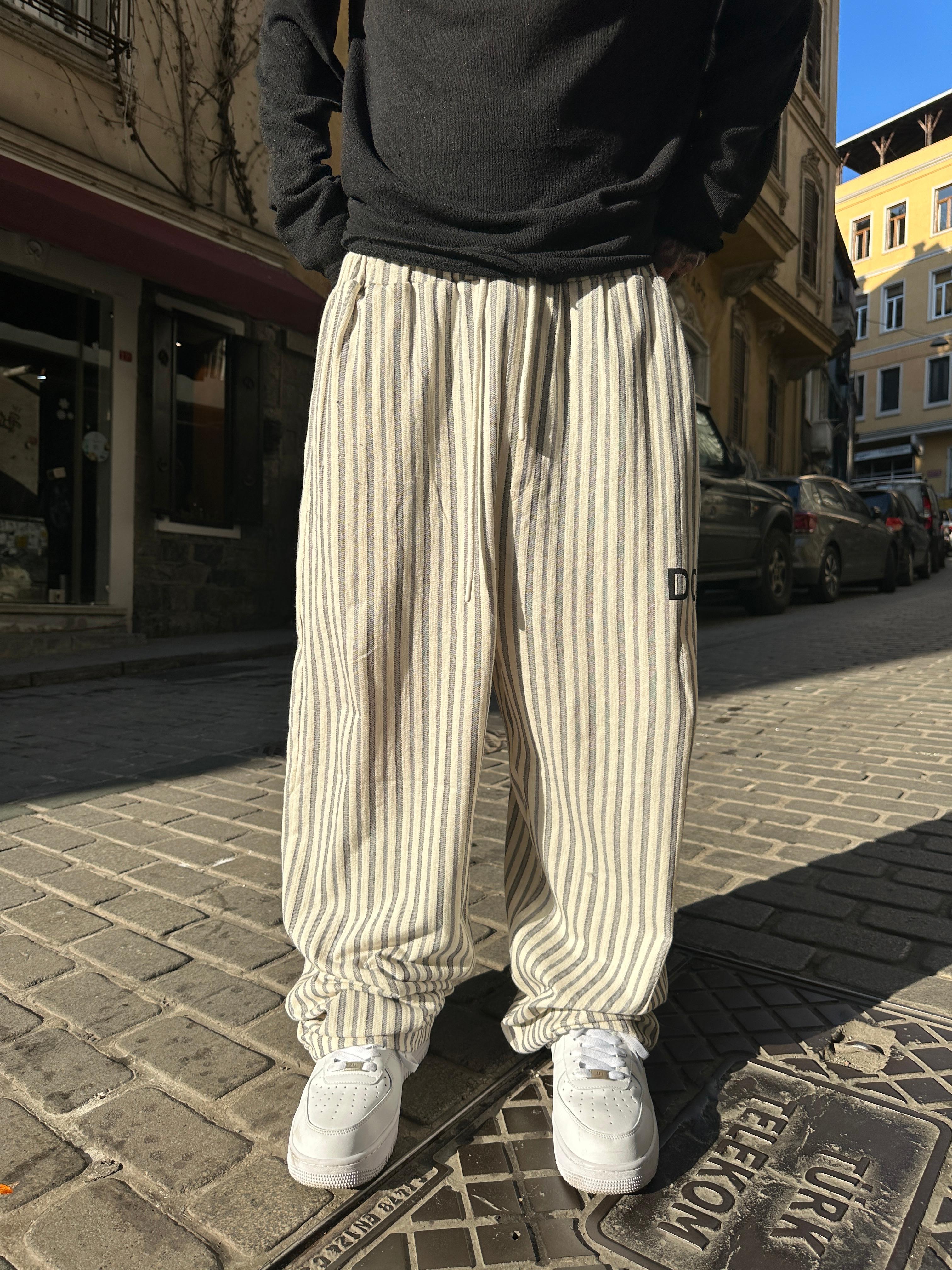 DC Nakışlı Pantolon