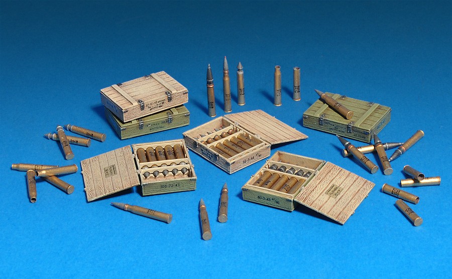 MiniArt 35129 1:35 MiniArtUSV-BR 76-mm Silah Mod.1941. Top Arabası Ön Parçası & Mürettebat ile birlikte.