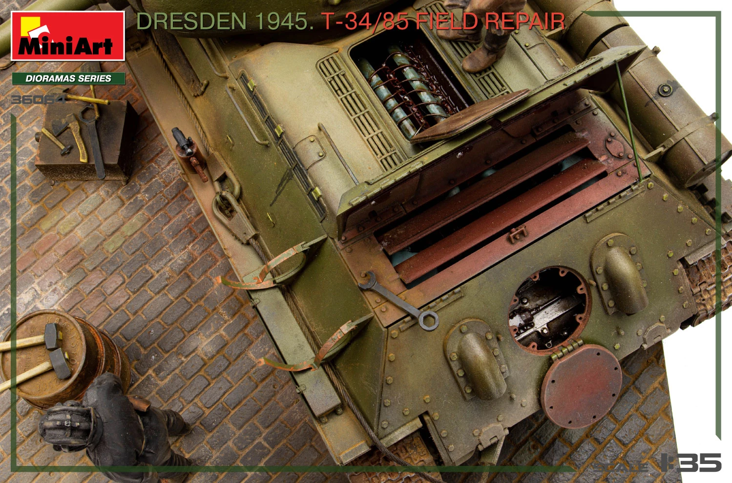 MiniArt 36064 1:35 Dresden 1945. T-34/85 Sahada Onarım Büyük Set Maketi