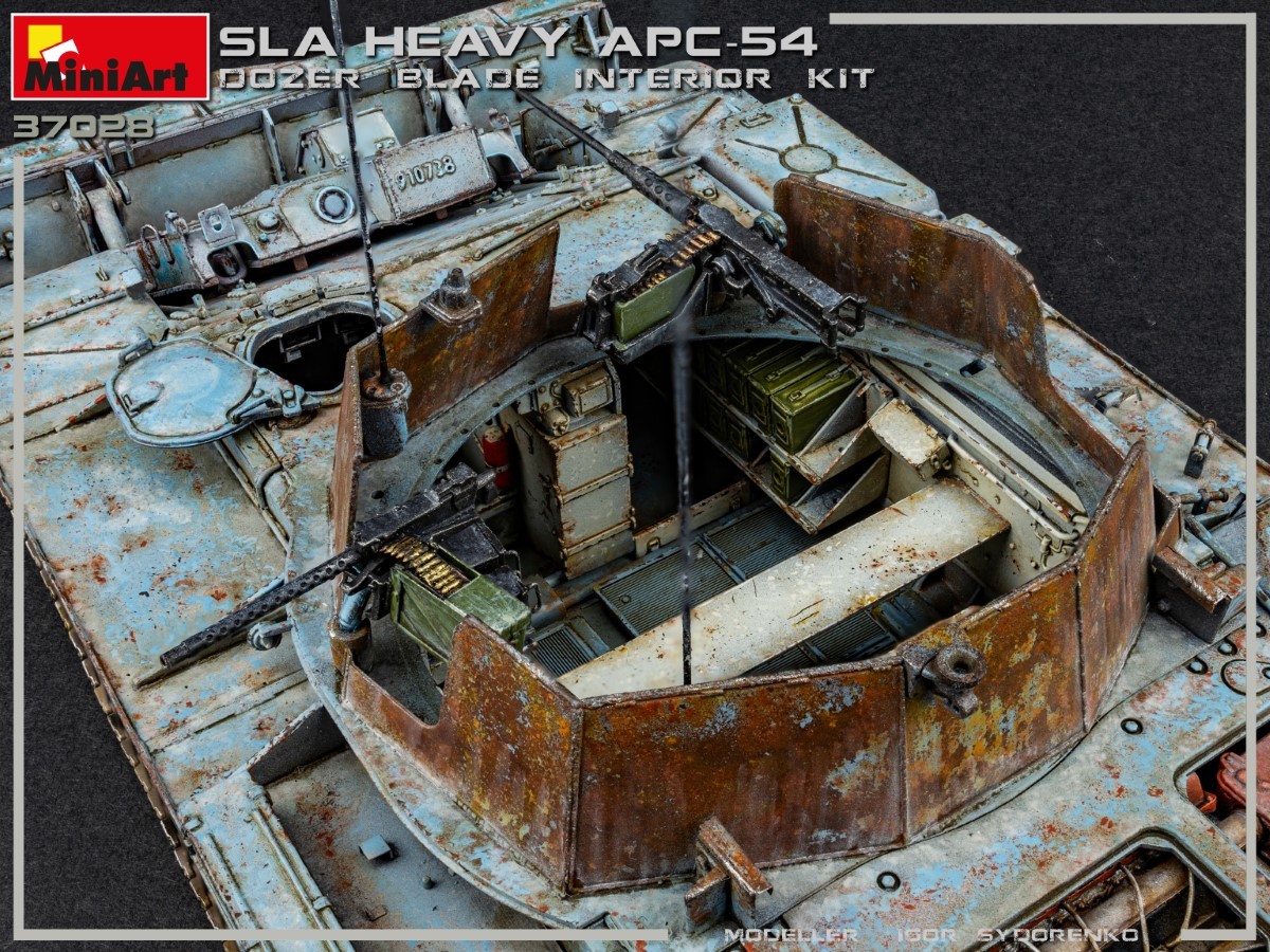 MiniArt 37028 1:35 Dozer Bıçaklı SLA APC T-54 Interior Kit