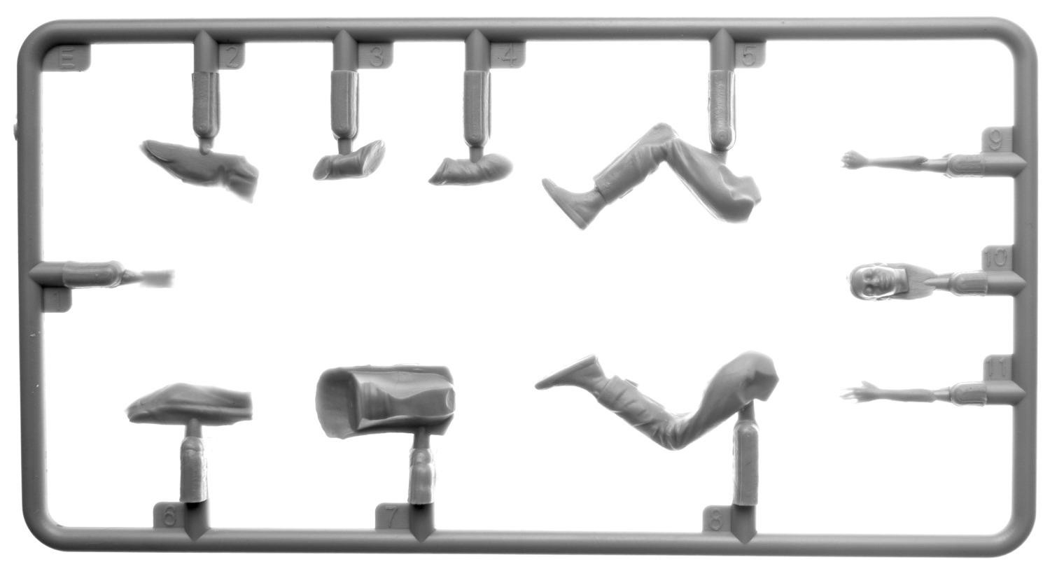 MiniArt 38085 1:35 Modern Kafe Ziyaretçileri Set1