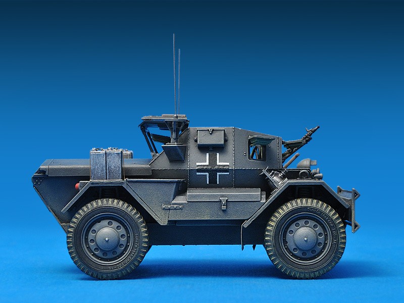 MiniArt 35074 1:35 Dingo Mk II ( Pz.Kpfw.MK 1 202 (e)) Mürettebat ile birlikte