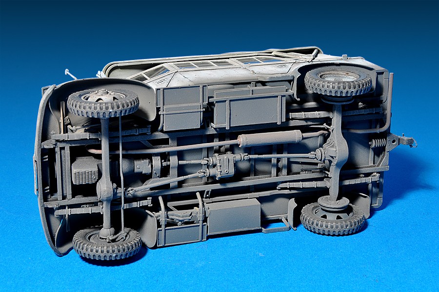 MiniArt 35147 1:35 L1500A (Kfz.70) Alman Personel Arabası