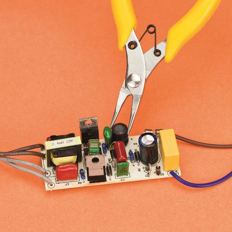 Modelcraft Yuvarlak Burunlu Pense