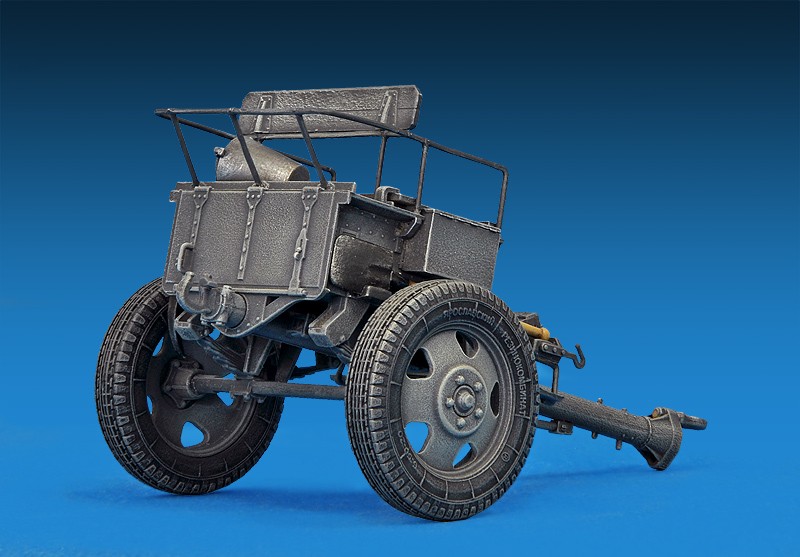MiniArt 35115 1:35 Sovyet Top Arabası Ön Parçası 52-R-353M Mod.1942"