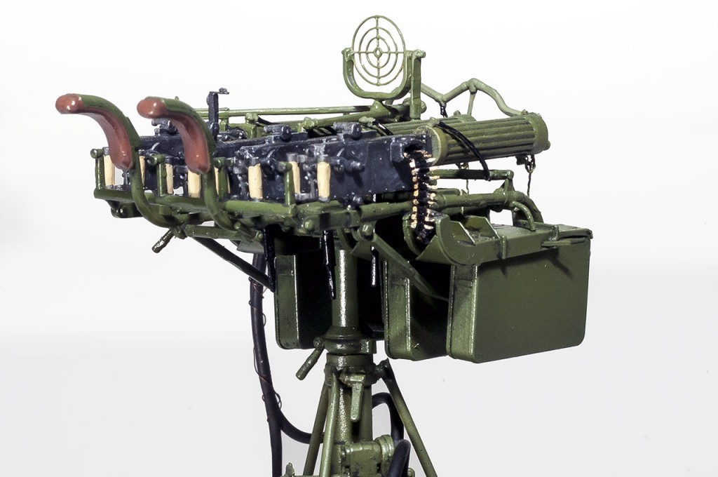 MiniArt 35177 1:35 GAZ-AAA Dörtlü M4 Maxim ile birlikte.