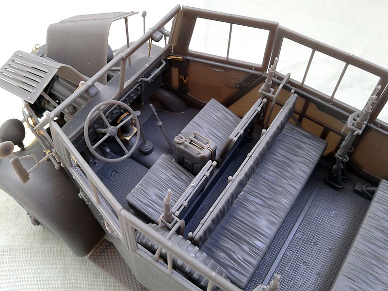 MiniArt 35147 1:35 L1500A (Kfz.70) Alman Personel Arabası