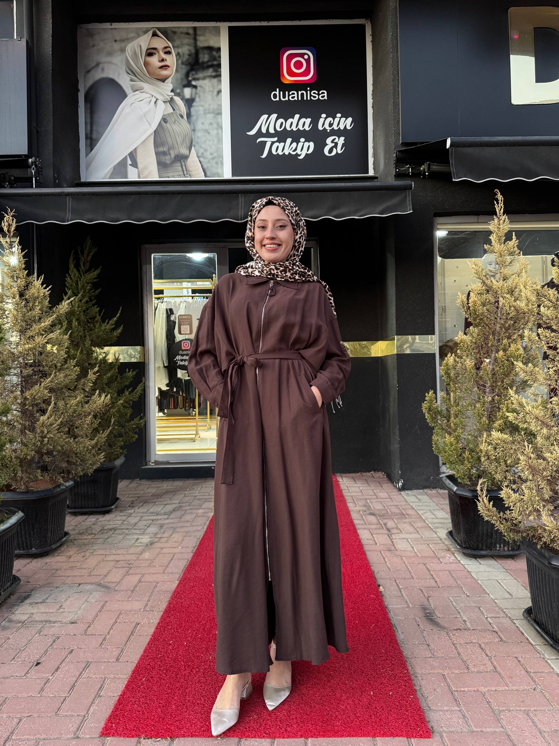 Ceremony Önden Fermuarlı Tek Kolu Taş Detay İçten Kemerli Kap W-6881 - Kahve