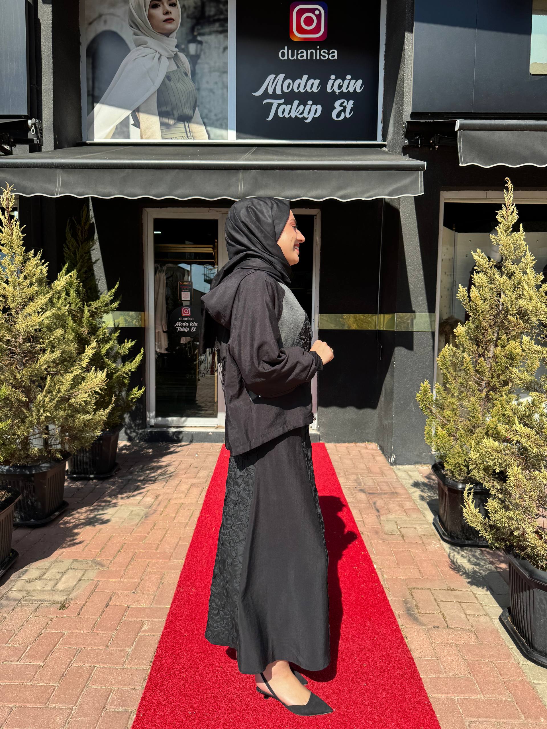 Ceremony Önü Ve Cepleri Fermuar Detaylı Ceketli Etekli Star Takım W-6924