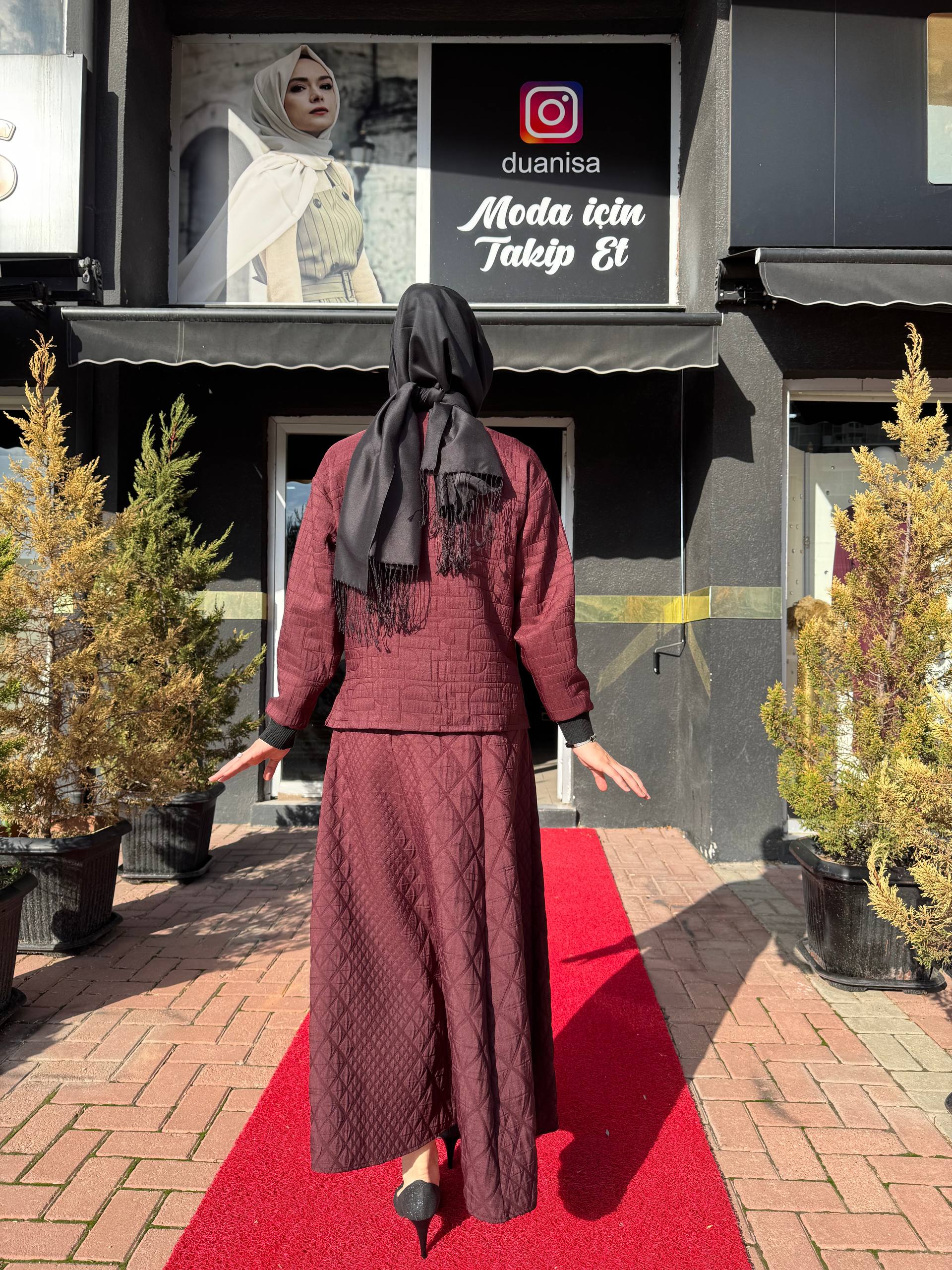 Ceremony Önü Fermuarlı Ceket Ve Etekli Baklava Kapitone Takım W-6934