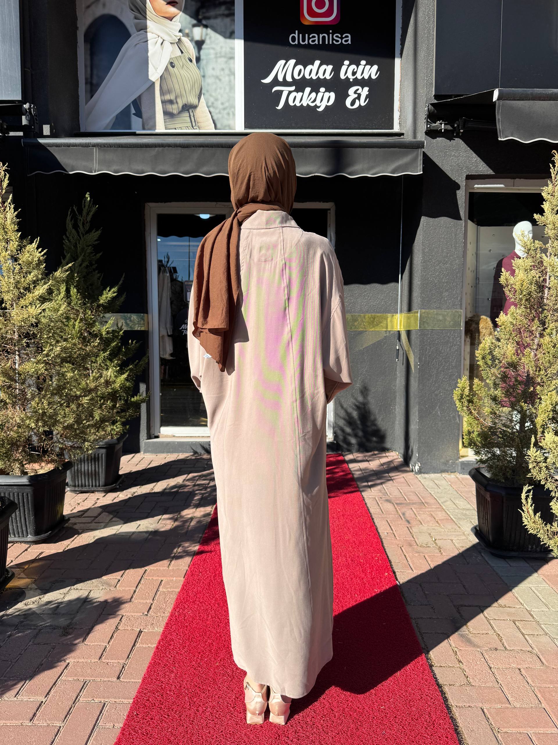 Ceremony Önden Fermuarlı Tek Kolu Taş Detay İçten Kemerli Kap W-6881