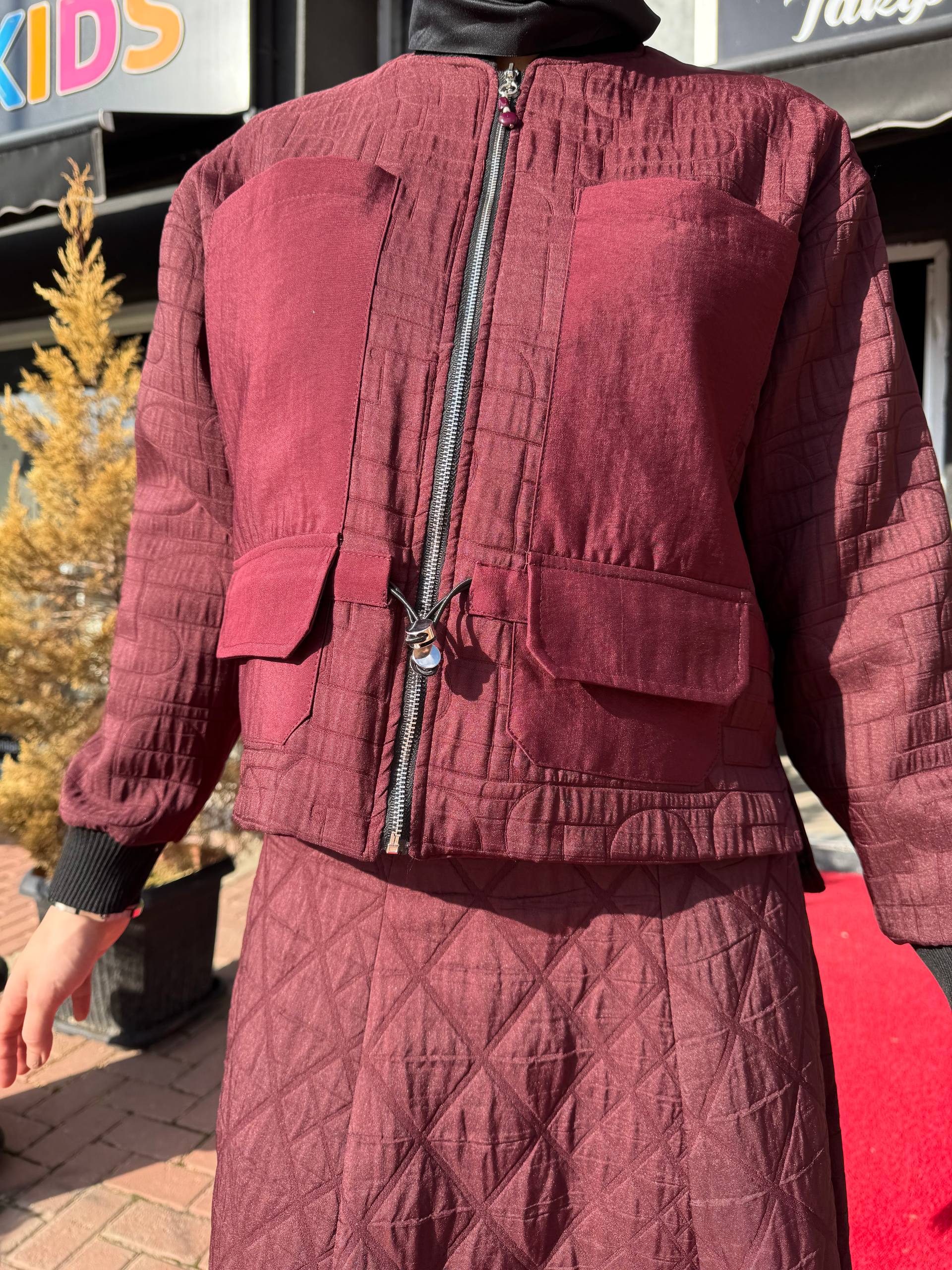 Ceremony Önü Fermuarlı Ceket Ve Etekli Baklava Kapitone Takım W-6934