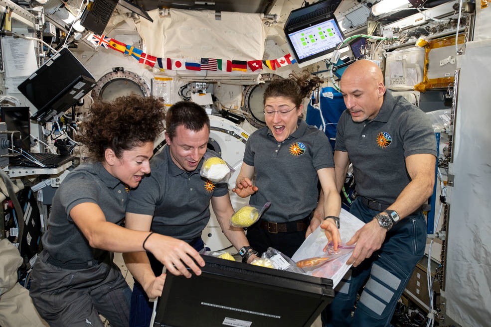 Freeze Drying Teknolojisi ilk olarak NASA tarafından astronotların beslenmesi için geliştirilmiştir.