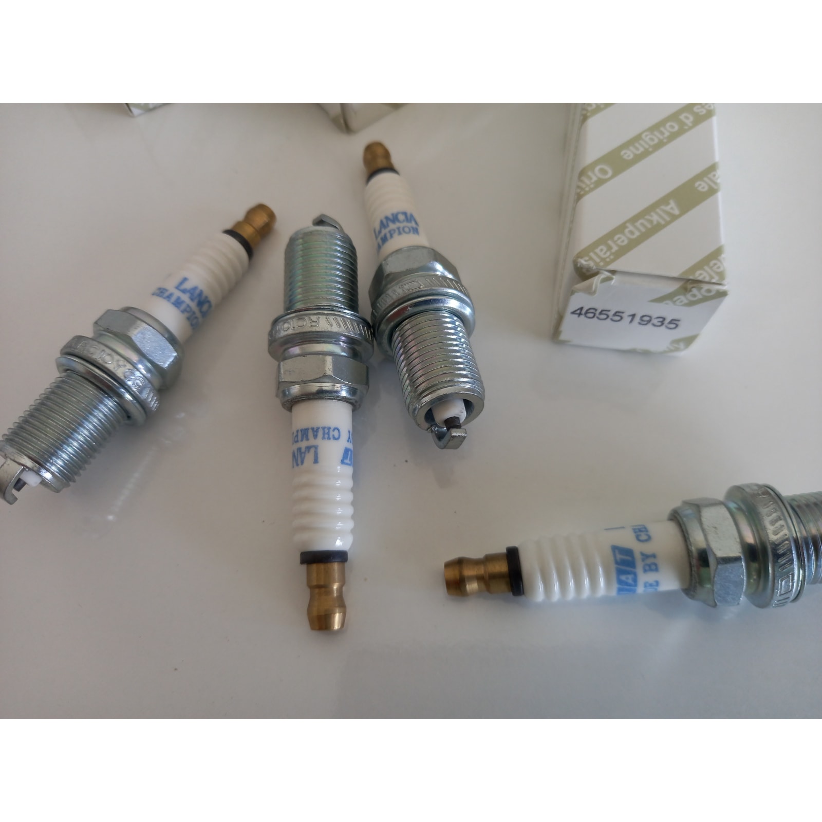 1998-2004 FİAT BRAVO 1.6 16V ATEŞLEME BUJİSİ ORJİNAL LANCİA 4 ADET