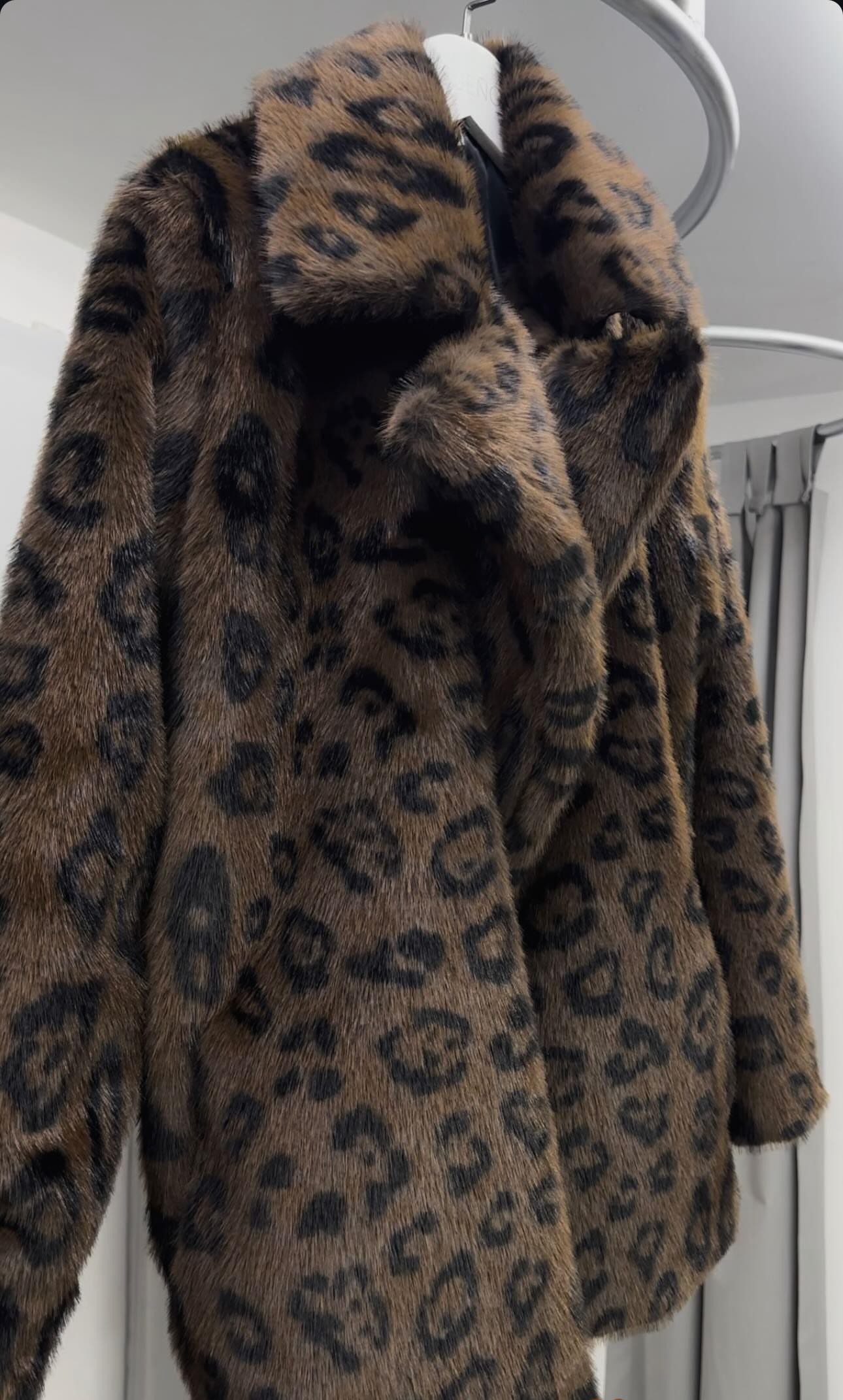 KAHVERENGİ LEOPAR DESEN KÜRK 