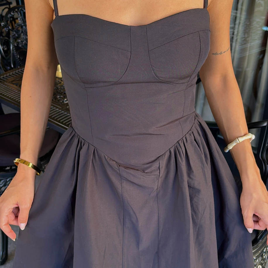 Siyah Göğüs Kuplu Elbise