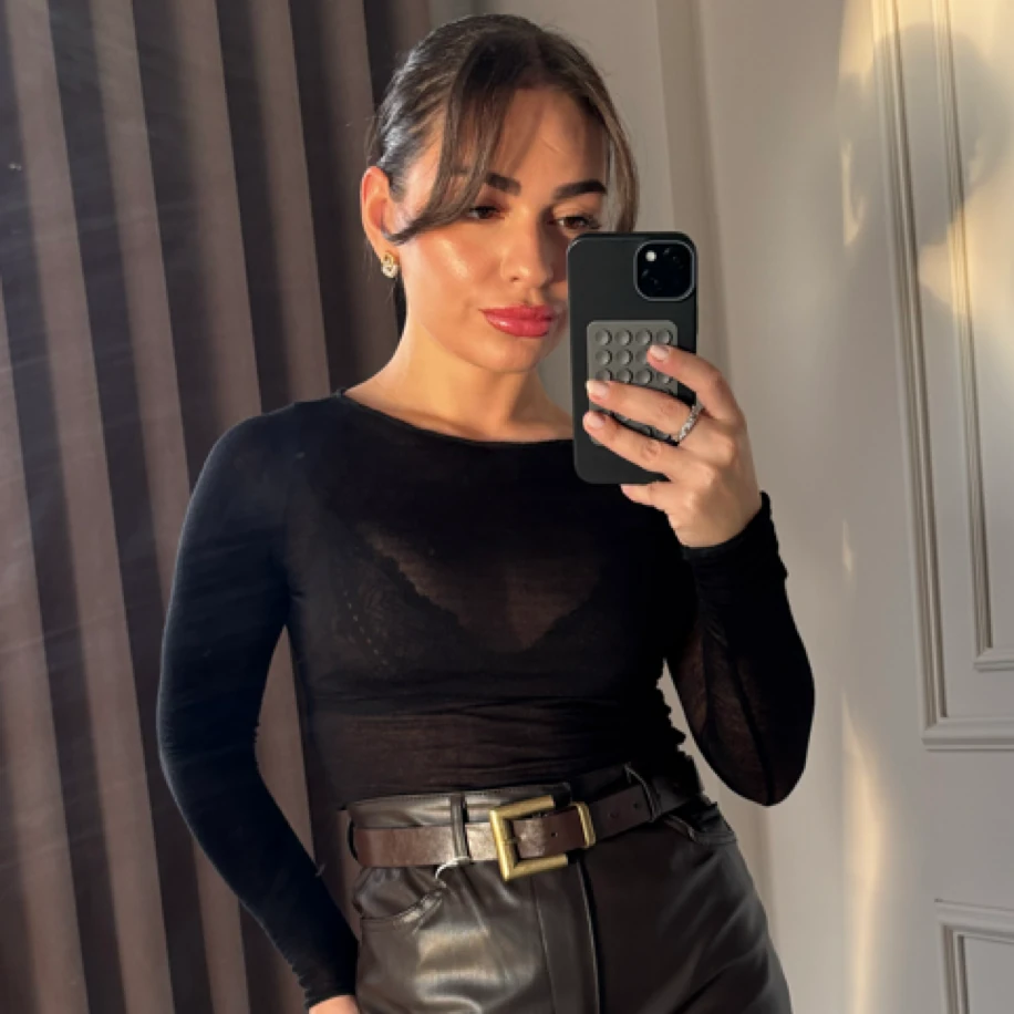 Siyah Kayık Yaka Transparan Body