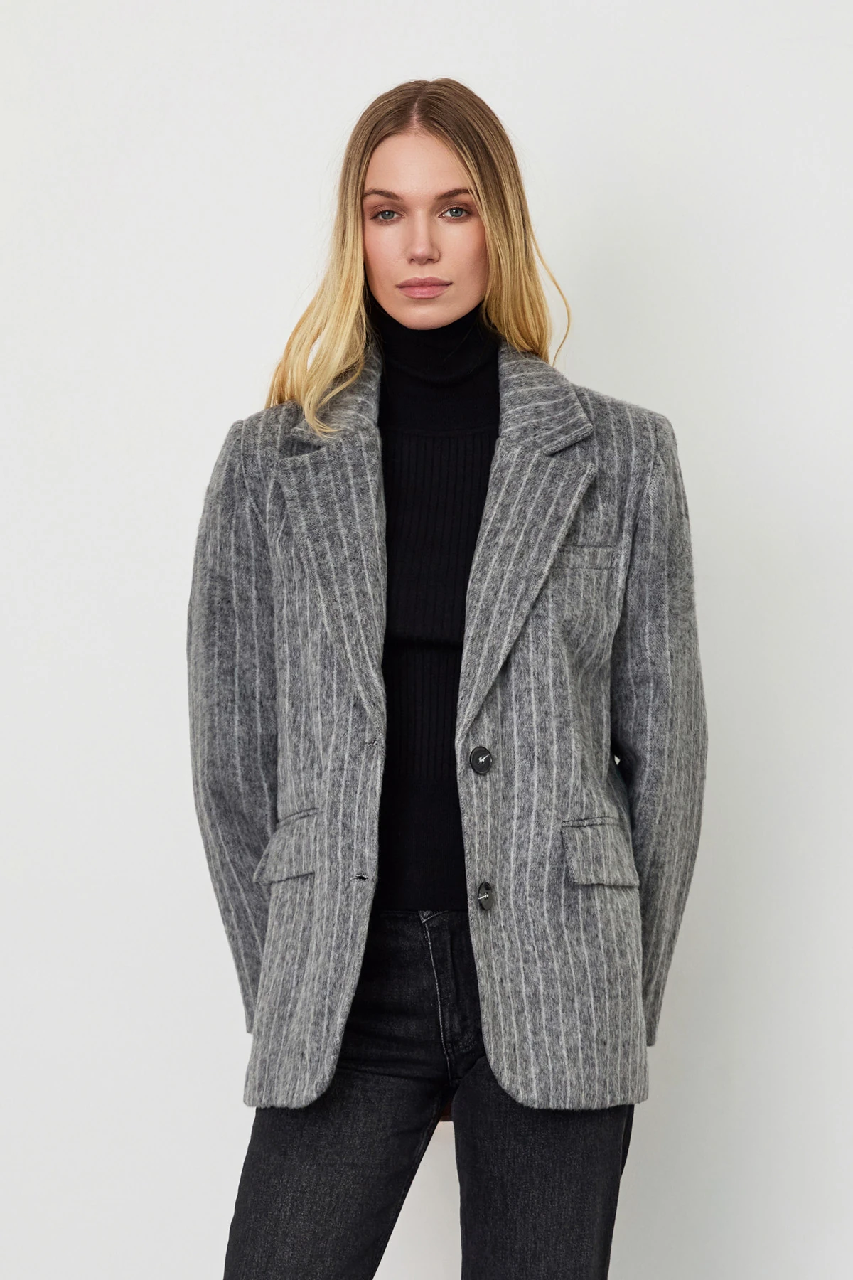 Çizgili Kaşe Ceket