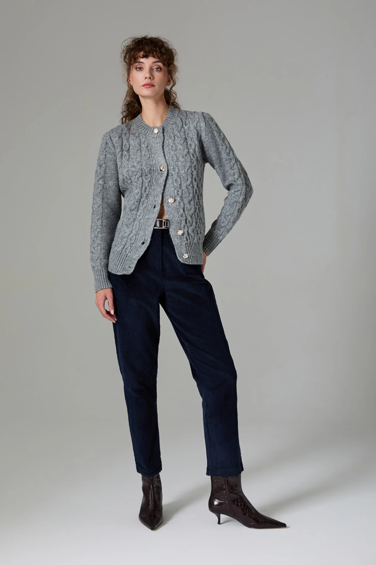 Kemerli Kadife Pantolon