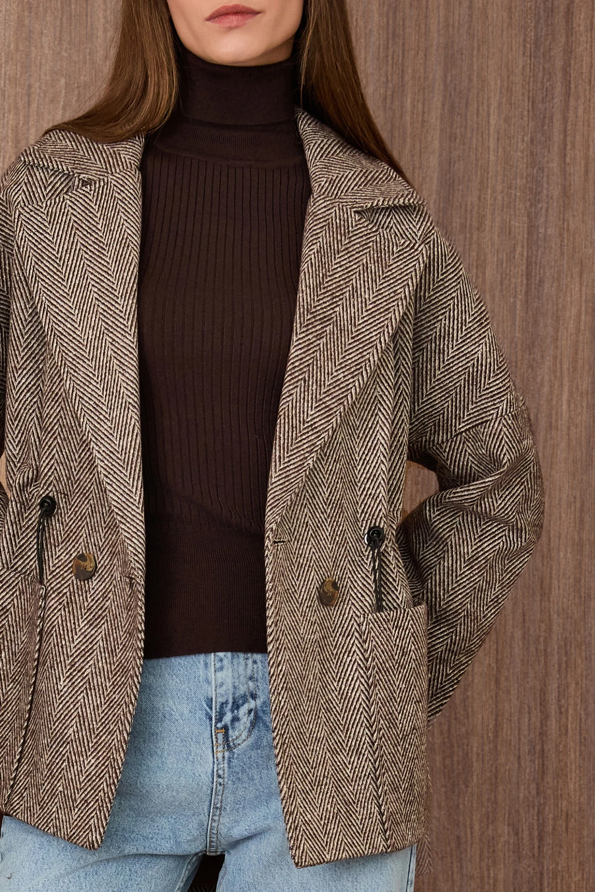 Kruvaze Yaka Kısa Mont