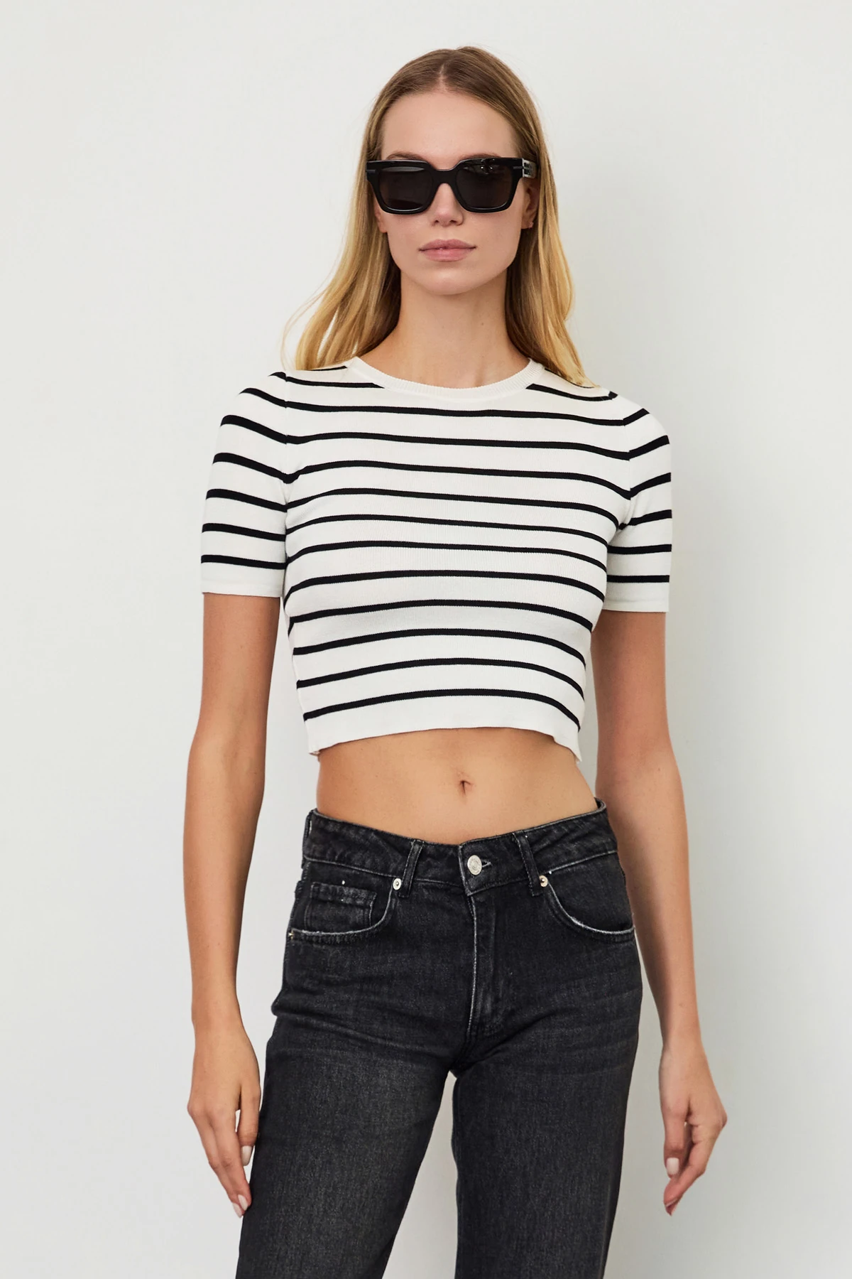 Çizgili Kısa Kollu Triko