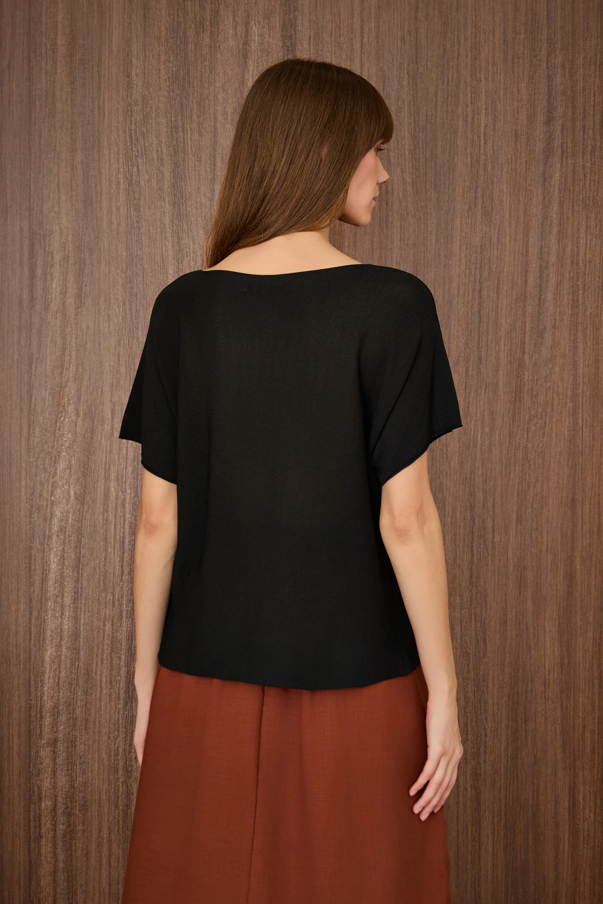Kayık Yaka Basic Bluz