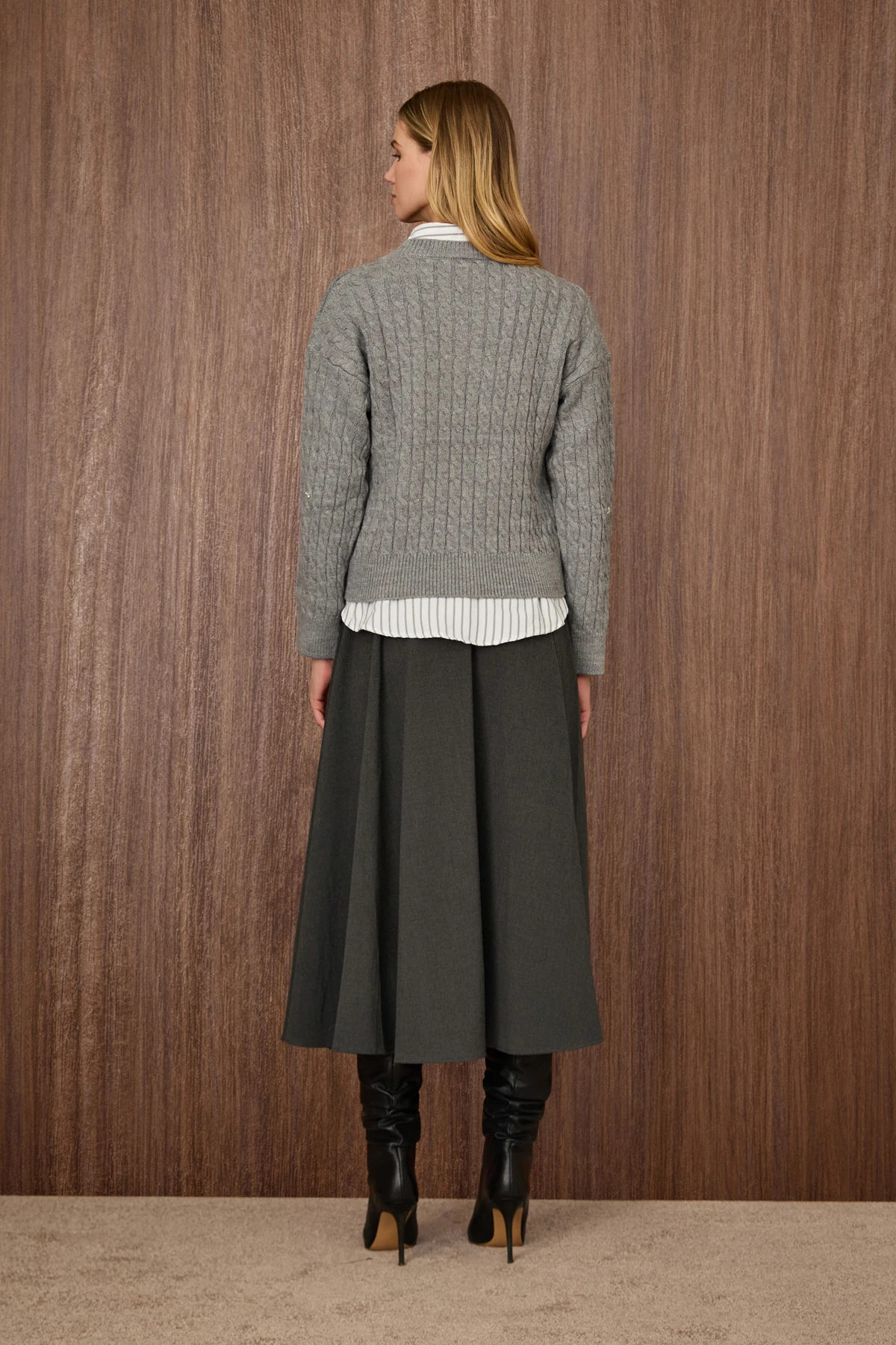 Taş İşlemeli Örgü Desen Triko