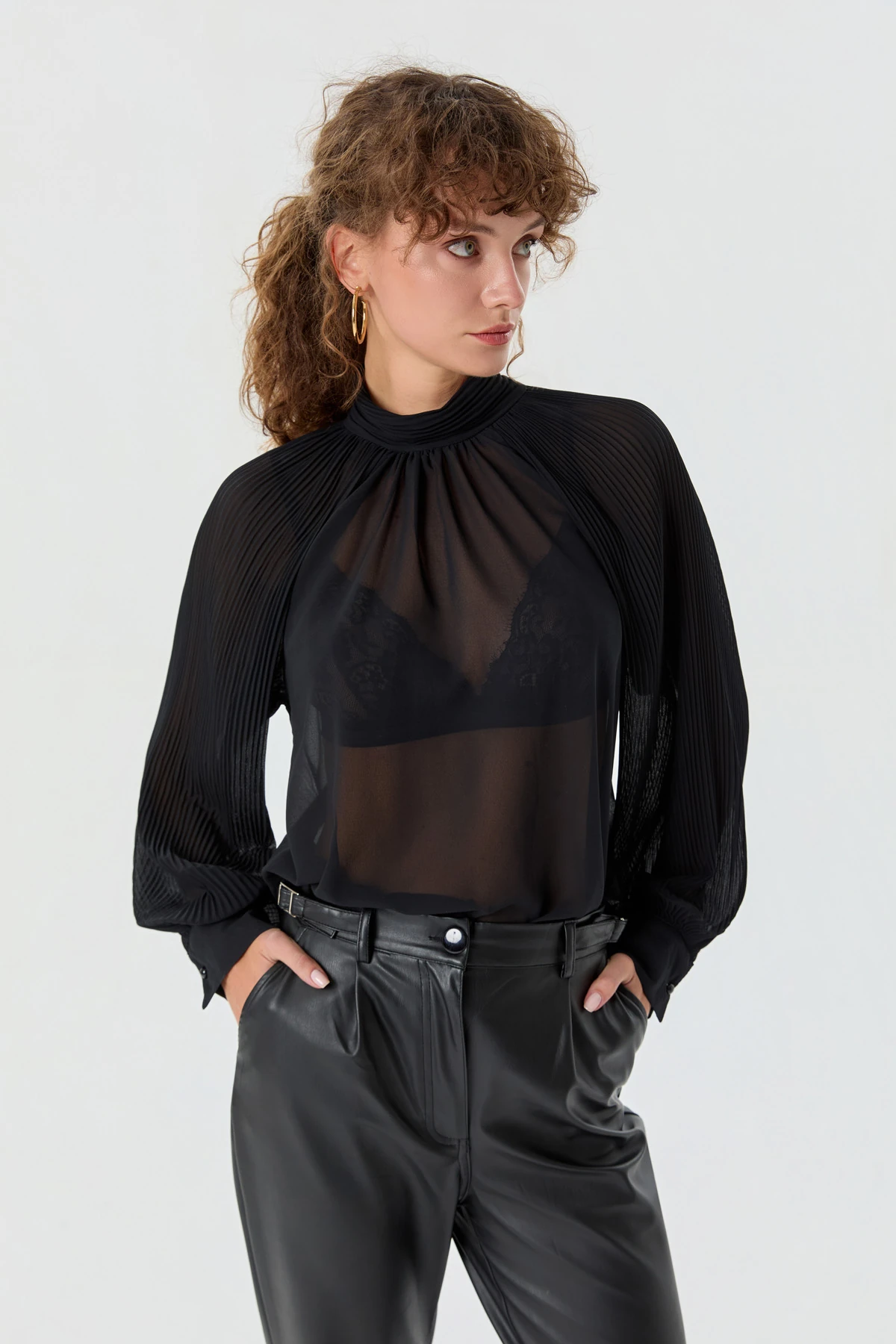 Transparan Kolu Pileli  Bluz