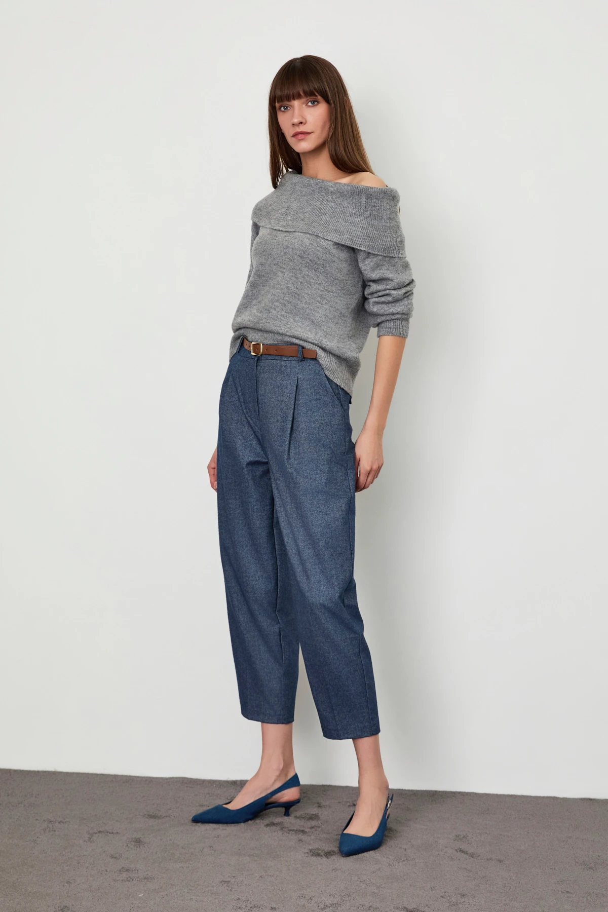 Kemerli Pileli  Havuç Pantolon