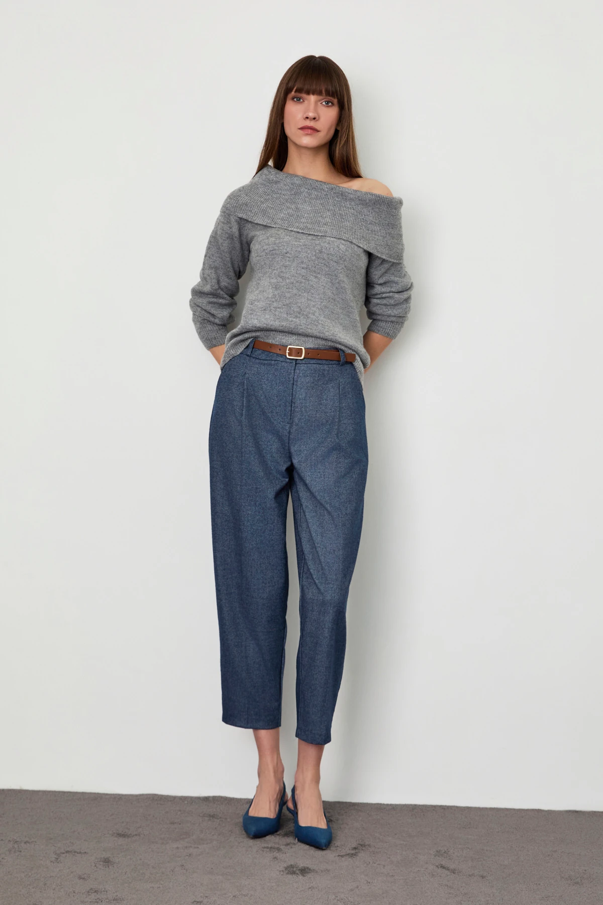 Kemerli Pileli  Havuç Pantolon - Lacivert