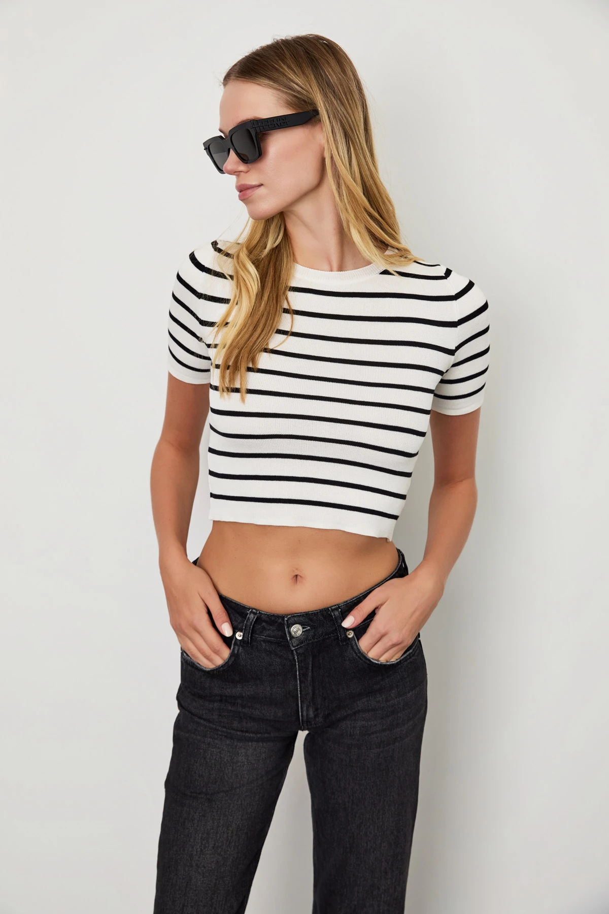 Çizgili Kısa Kollu Triko