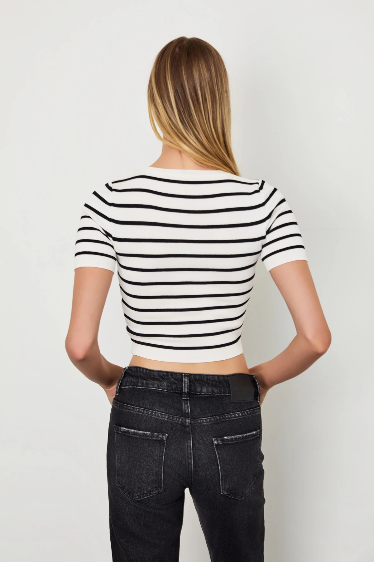 Çizgili Kısa Kollu Triko
