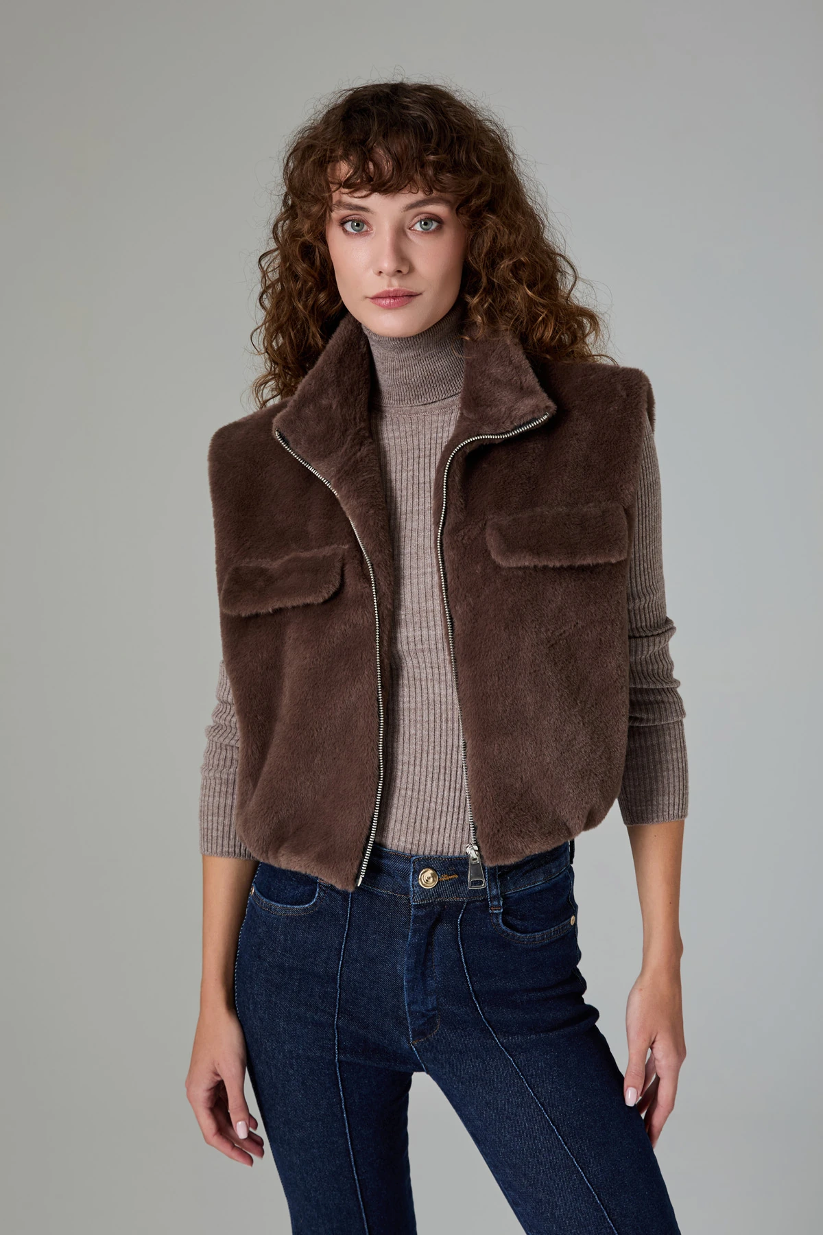 Fermuarlı Peluş Yelek - Kahverengi