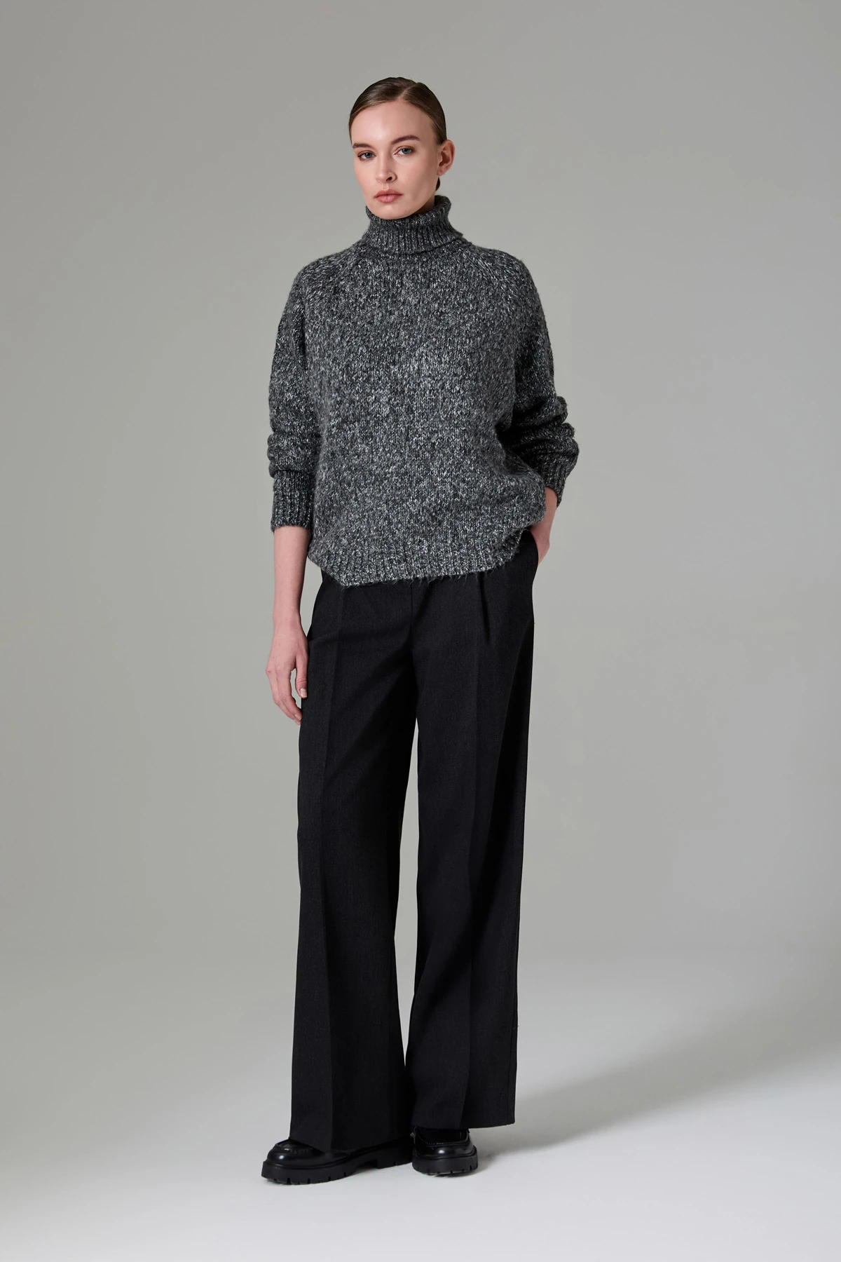 Gabardin Tokalı Bol Kesim Pantolon