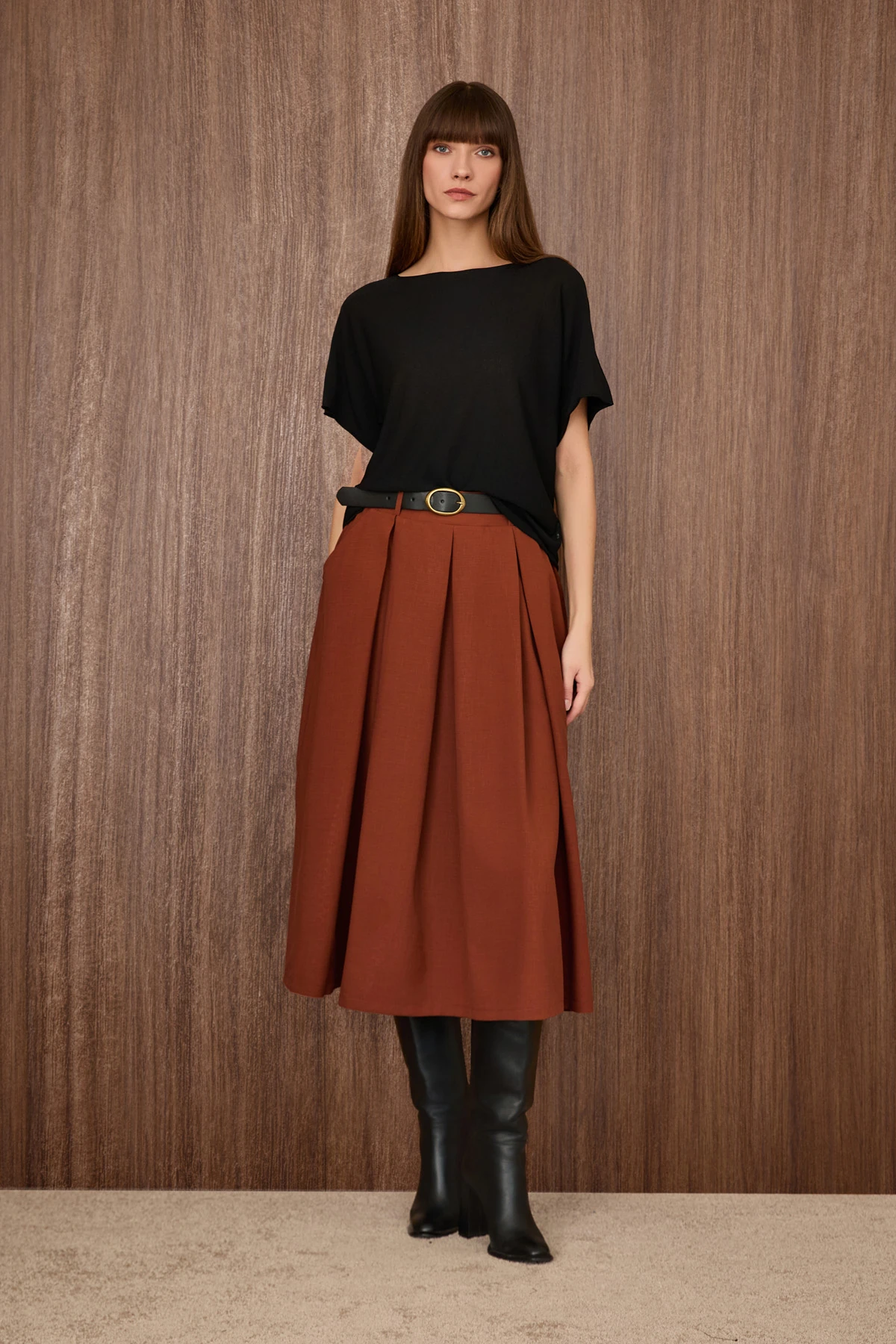 Kemerli Cep Detaylı Midi Etek