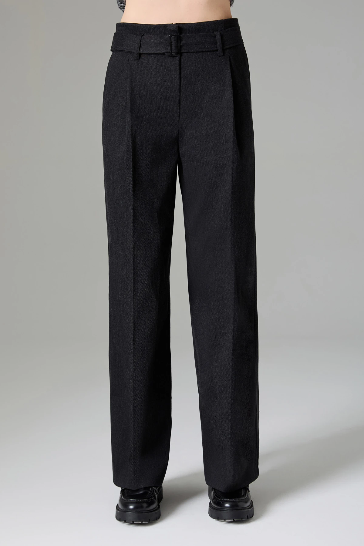 Gabardin Tokalı Bol Kesim Pantolon