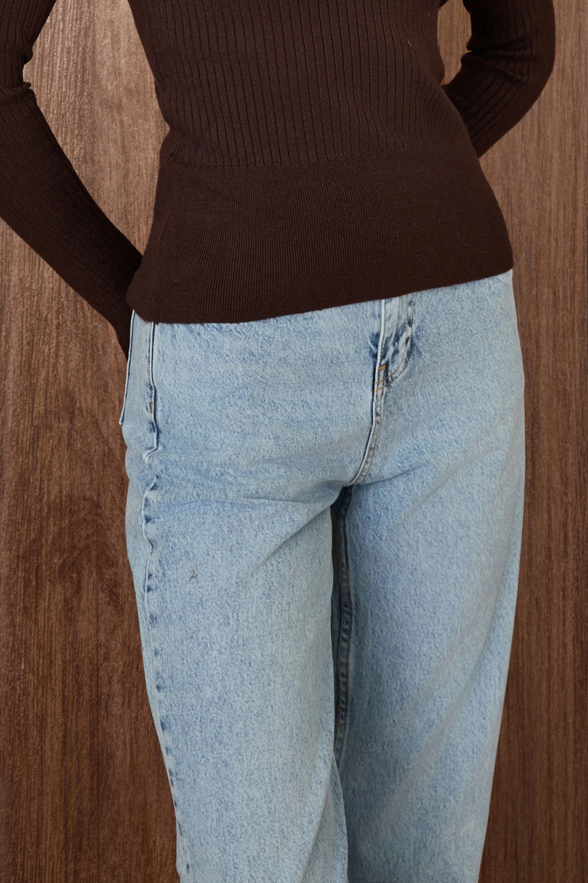 Yüksek Bel Düz Kesim Jean