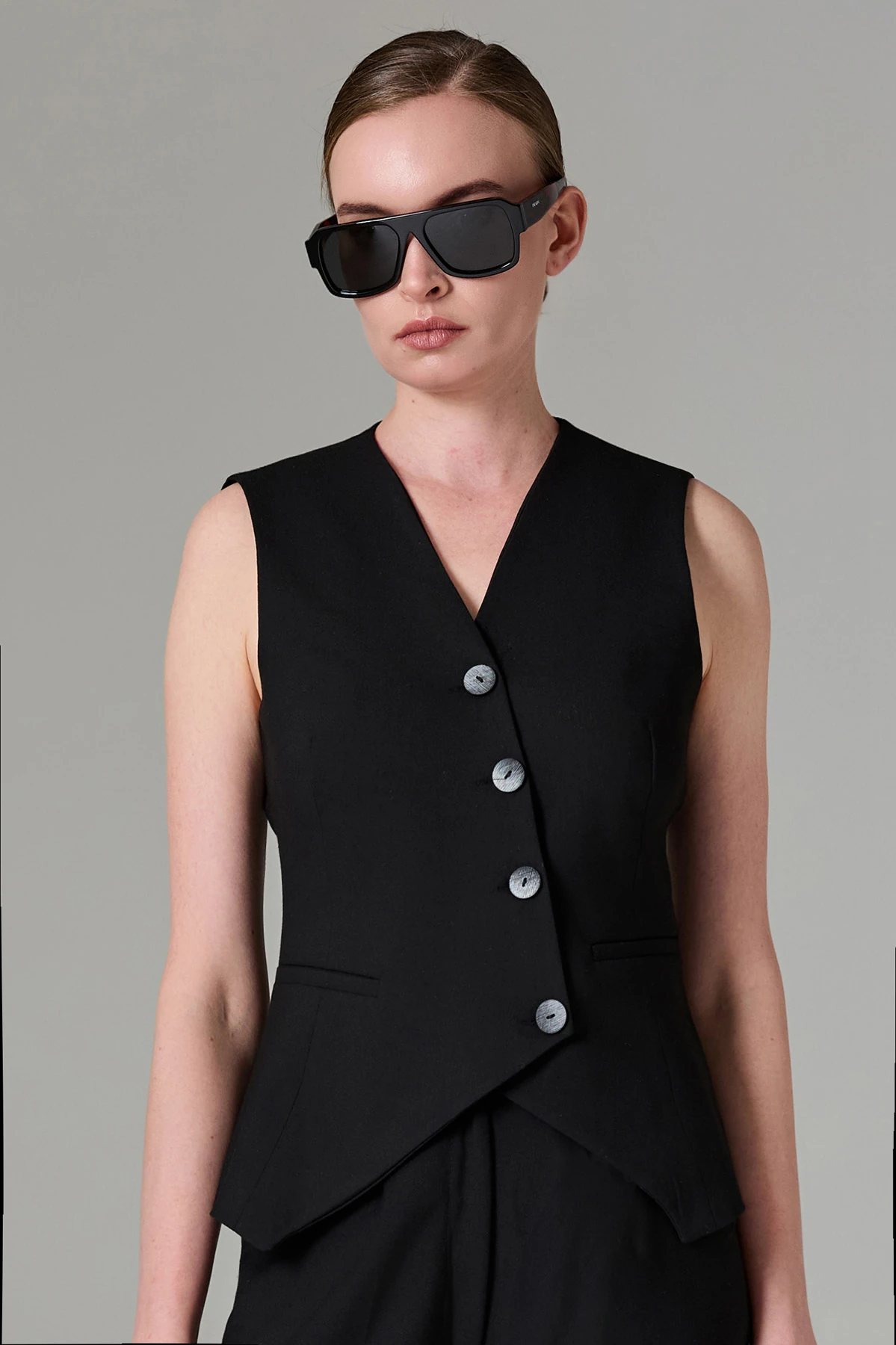 Asimetrik Kesim Yelek - Siyah